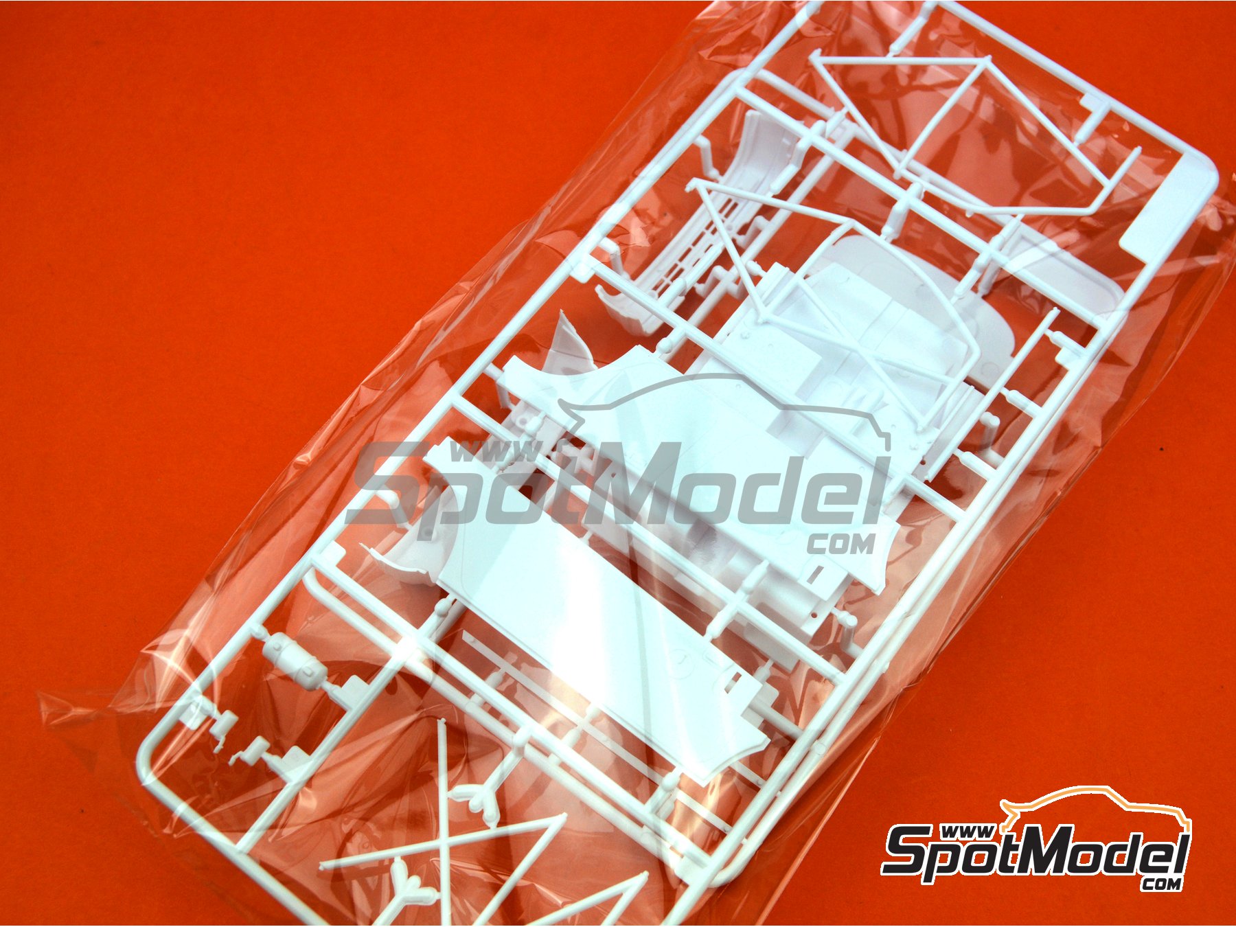 Image 19: Toyota Corona ST191 Zent - Japan Touring Car Championship (JTCC) 1994 | Model car kit in 1/24 scale manufactured by Beemax Model Kits (ref. B24013) Image 19: Toyota Corona ST191 Zent - Japan Touring Car Championship (JTCC) 1994 | Model car kit in 1/24 scale manufactured by Beemax Model Kits (ref. B24013)