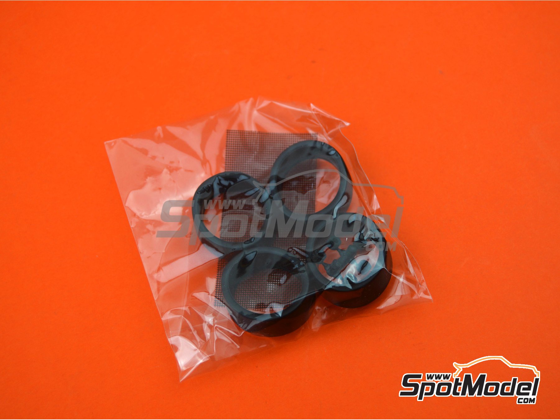 Image 24: Toyota Corona ST191 Zent - Japan Touring Car Championship (JTCC) 1994 | Model car kit in 1/24 scale manufactured by Beemax Model Kits (ref. B24013) Image 24: Toyota Corona ST191 Zent - Japan Touring Car Championship (JTCC) 1994 | Model car kit in 1/24 scale manufactured by Beemax Model Kits (ref. B24013)