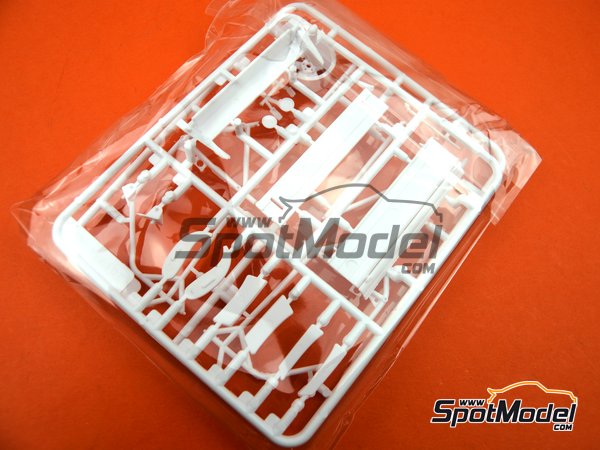 Image 12: Audi Quattro Sport S1 Group B HB Audi Team - Montecarlo Rally - Rallye Automobile de Monte-Carlo 1985 | Model car kit in 1/24 scale manufactured by Beemax Model Kits (ref. B24017, also 4905083103982 and 103982) Image 12: Audi Quattro Sport S1 Group B HB Audi Team - Montecarlo Rally - Rallye Automobile de Monte-Carlo 1985 | Model car kit in 1/24 scale manufactured by Beemax Model Kits (ref. B24017, also 4905083103982 and 103982)