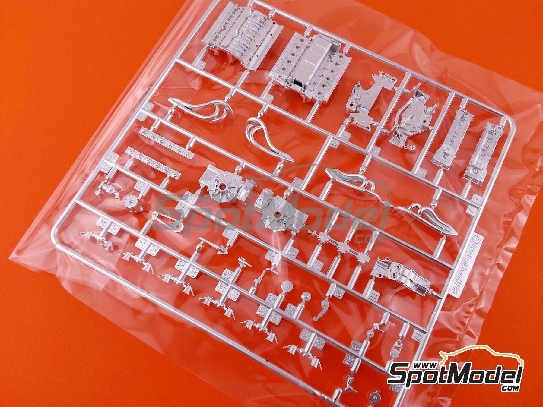 Image 12: Brabham BT46 Prototype sponsored by Martini Racing - 1977 | Car scale model kit in 1/20 scale manufactured by Fujimi (ref. FJ091853, also 4968728091853, 09185 and GP-58) Image 12: Brabham BT46 Prototype sponsored by Martini Racing - 1977 | Car scale model kit in 1/20 scale manufactured by Fujimi (ref. FJ091853, also 4968728091853, 09185 and GP-58)