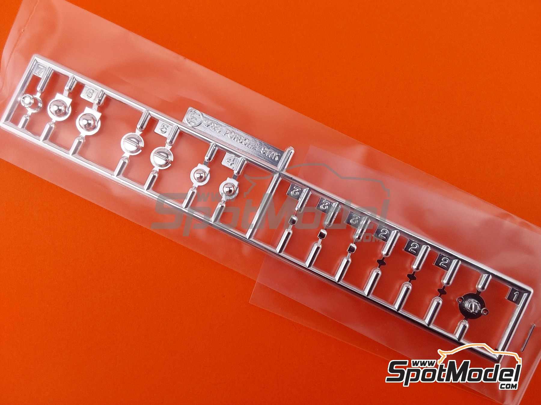 Image 19: Porsche 917K sponsored by Seiko - Fuji Masters 1971 | Car scale model kit in 1/24 scale manufactured by Fujimi (ref. FJ126159, also 4968728126159, 12615 and RS-92) Image 19: Porsche 917K sponsored by Seiko - Fuji Masters 1971 | Car scale model kit in 1/24 scale manufactured by Fujimi (ref. FJ126159, also 4968728126159, 12615 and RS-92)