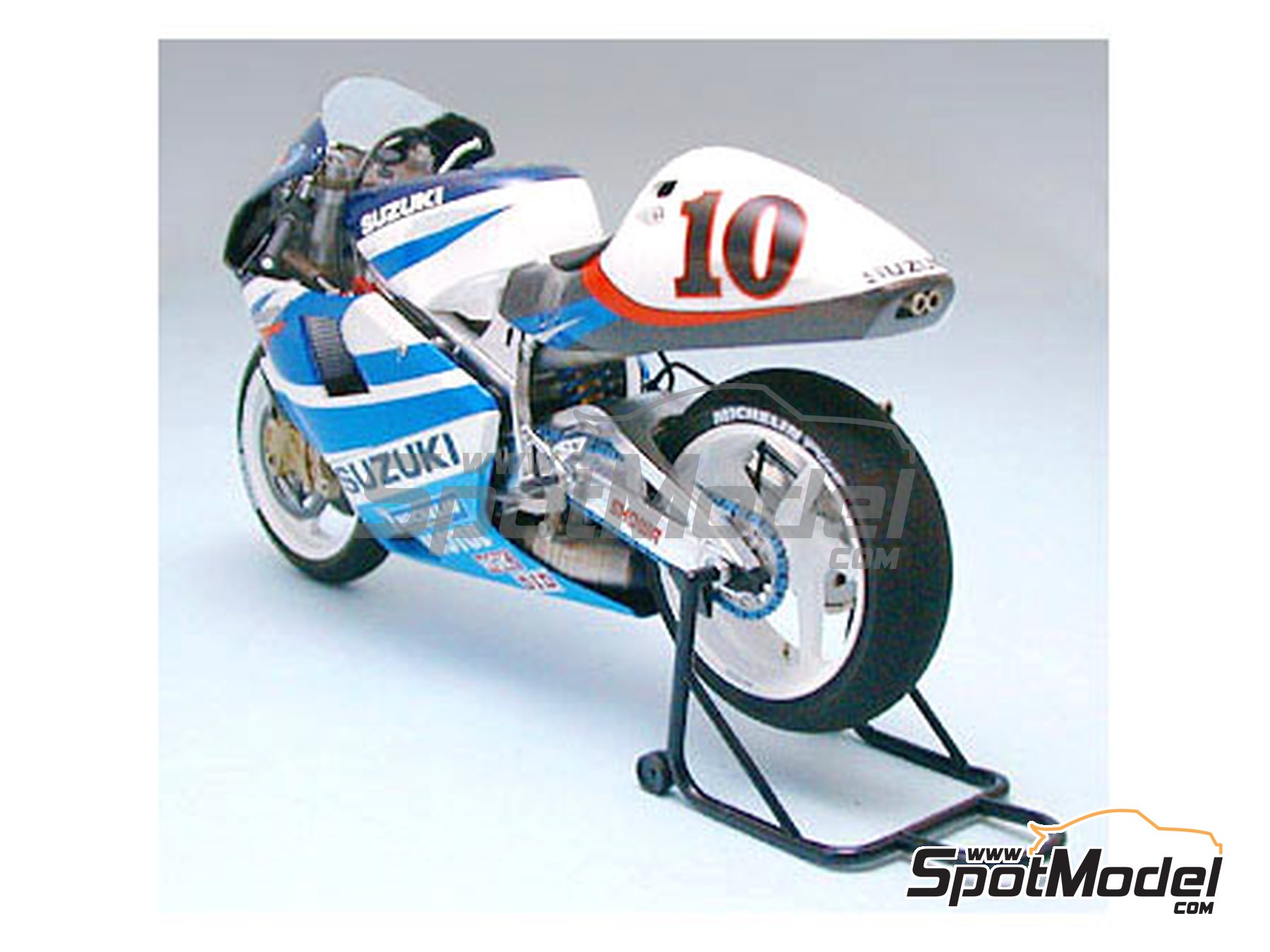 Tamiya Motorbike Scale Model Kit Scale Suzuki Rgv Gamma