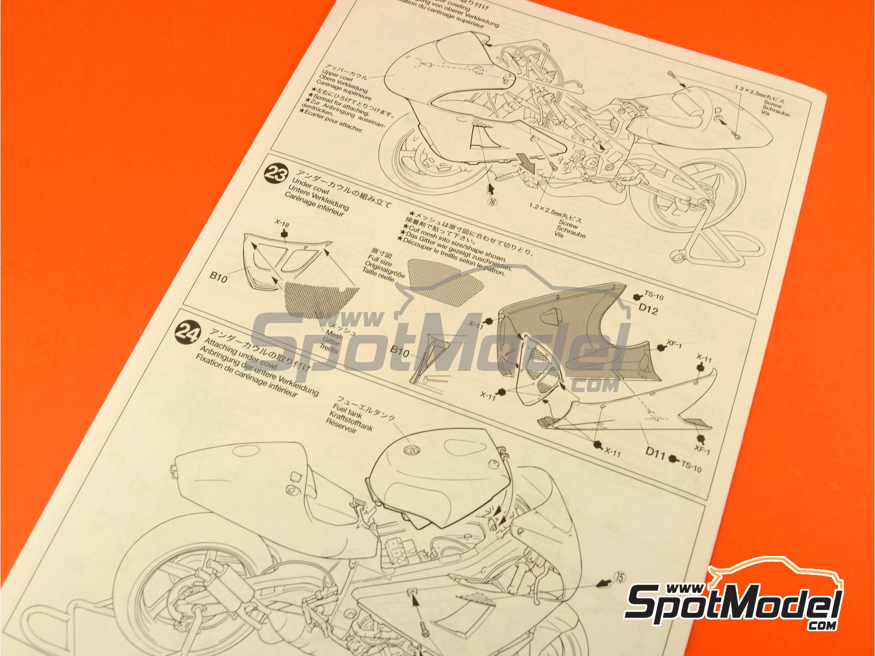 Image 15: Suzuki RGV-Gamma XR-89 Suzuki Grand Prix Team sponsored by Michelin - Motorcycle World Championship 1999 | Motorbike scale model kit in 1/12 scale manufactured by Tamiya (ref. TAM14081, also 4950344996889 and 14081) Image 15: Suzuki RGV-Gamma XR-89 Suzuki Grand Prix Team sponsored by Michelin - Motorcycle World Championship 1999 | Motorbike scale model kit in 1/12 scale manufactured by Tamiya (ref. TAM14081, also 4950344996889 and 14081)