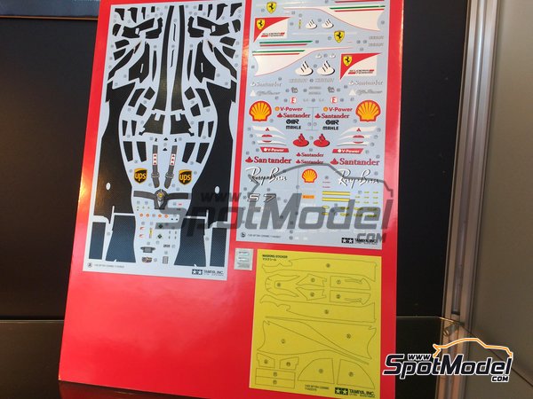Image 6: Ferrari SF70H Banco Santander - Australian Formula 1 Grand Prix 2017 | Model car kit in 1/20 scale manufactured by Tamiya (ref. TAM20068, also 20068) Image 6: Ferrari SF70H Banco Santander - Australian Formula 1 Grand Prix 2017 | Model car kit in 1/20 scale manufactured by Tamiya (ref. TAM20068, also 20068)