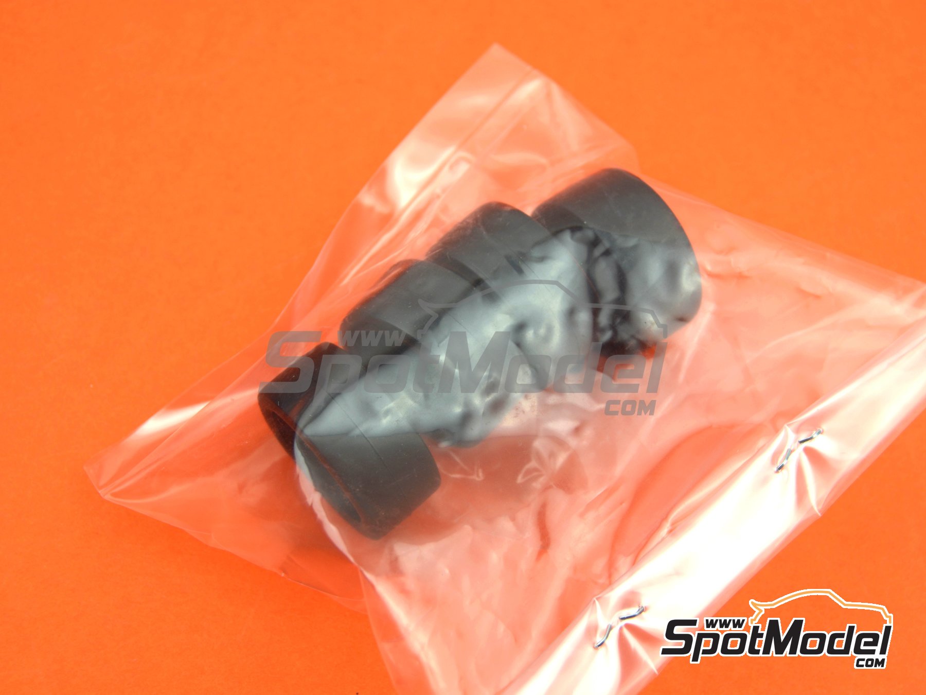 Image 16: Ford Mustang GT4 - Goodwood Festival of Speed 2017 | Car scale model kit in 1/24 scale manufactured by Tamiya (ref. TAM24354, also 4950344243549 and 24354) Image 16: Ford Mustang GT4 - Goodwood Festival of Speed 2017 | Car scale model kit in 1/24 scale manufactured by Tamiya (ref. TAM24354, also 4950344243549 and 24354)