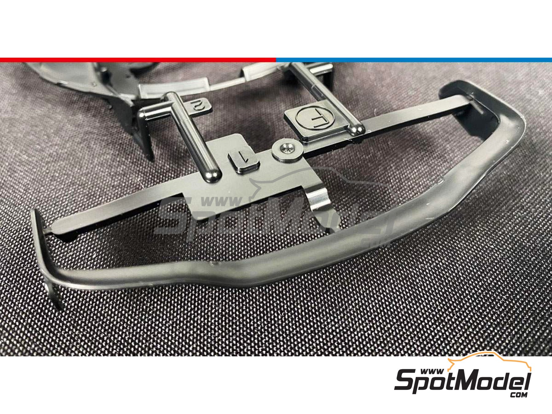 Image 13: McLaren Senna | Car scale model kit in 1/24 scale manufactured by Tamiya (ref. TAM24355, also 4950344243556, 24355, T24355 and TAM24355ST) Image 13: McLaren Senna | Car scale model kit in 1/24 scale manufactured by Tamiya (ref. TAM24355, also 4950344243556, 24355, T24355 and TAM24355ST)