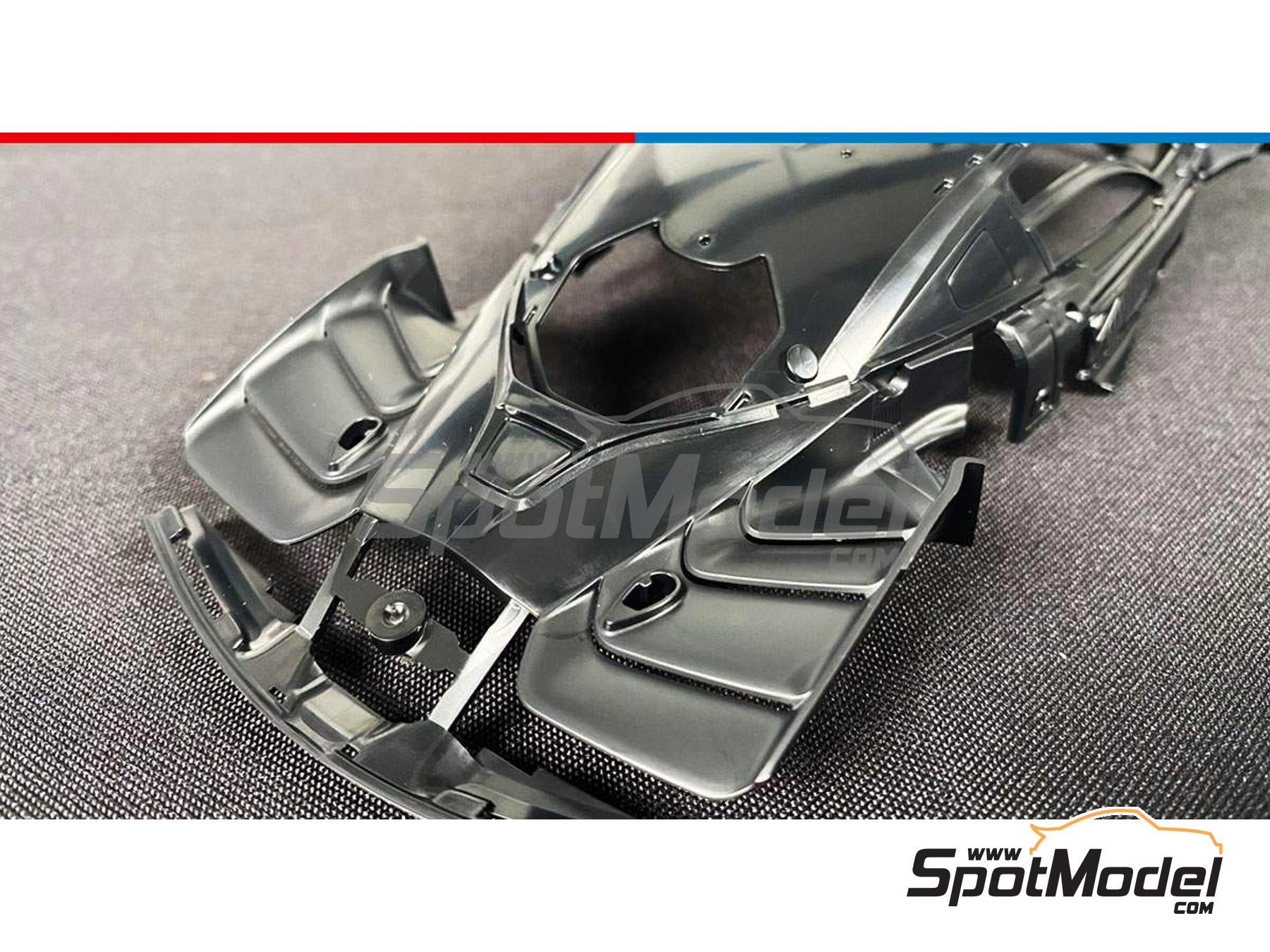 Image 14: McLaren Senna | Car scale model kit in 1/24 scale manufactured by Tamiya (ref. TAM24355, also 4950344243556, 24355, T24355 and TAM24355ST) Image 14: McLaren Senna | Car scale model kit in 1/24 scale manufactured by Tamiya (ref. TAM24355, also 4950344243556, 24355, T24355 and TAM24355ST)