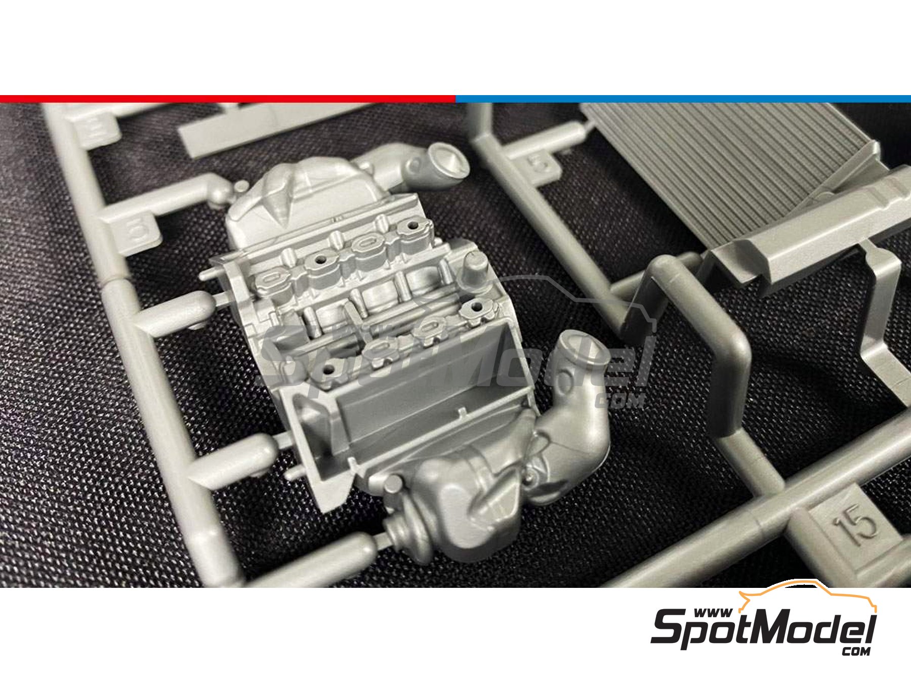 Image 17: McLaren Senna | Car scale model kit in 1/24 scale manufactured by Tamiya (ref. TAM24355, also 4950344243556, 24355, T24355 and TAM24355ST) Image 17: McLaren Senna | Car scale model kit in 1/24 scale manufactured by Tamiya (ref. TAM24355, also 4950344243556, 24355, T24355 and TAM24355ST)