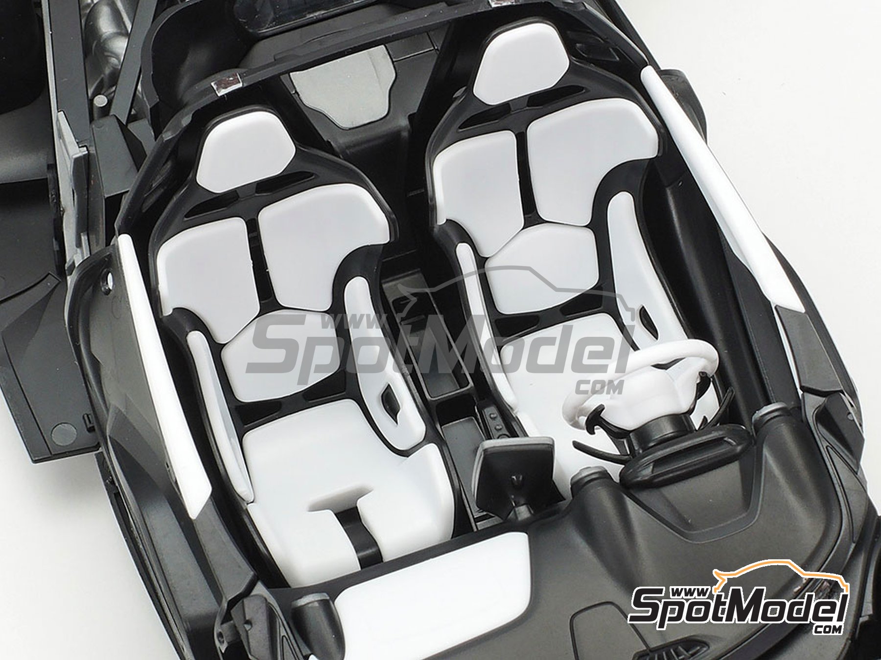 Image 52: McLaren Senna | Car scale model kit in 1/24 scale manufactured by Tamiya (ref. TAM24355, also 4950344243556, 24355, T24355 and TAM24355ST) Image 52: McLaren Senna | Car scale model kit in 1/24 scale manufactured by Tamiya (ref. TAM24355, also 4950344243556, 24355, T24355 and TAM24355ST)