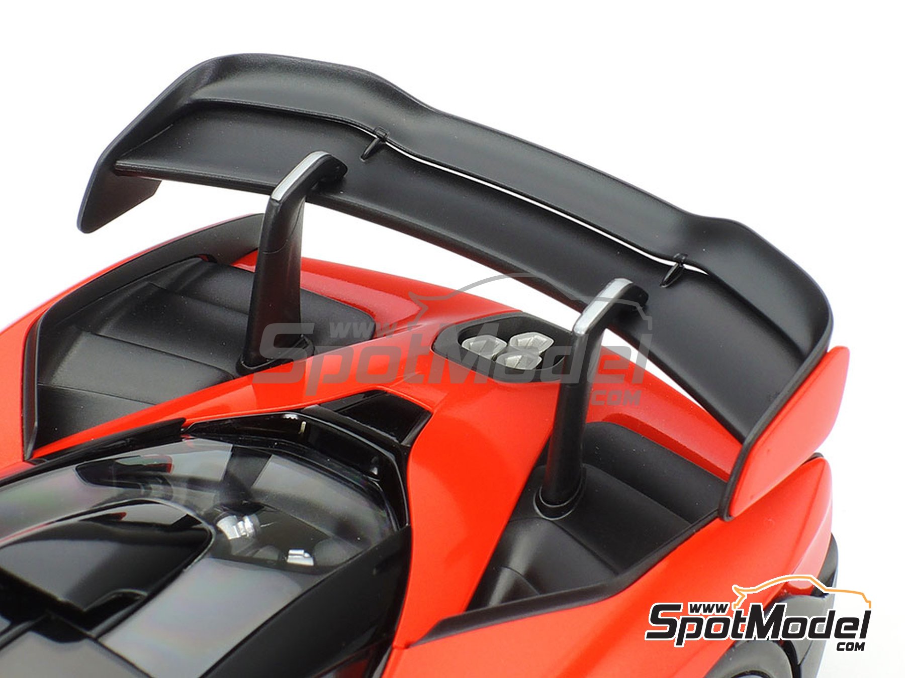 Image 56: McLaren Senna | Car scale model kit in 1/24 scale manufactured by Tamiya (ref. TAM24355, also 4950344243556, 24355, T24355 and TAM24355ST) Image 56: McLaren Senna | Car scale model kit in 1/24 scale manufactured by Tamiya (ref. TAM24355, also 4950344243556, 24355, T24355 and TAM24355ST)