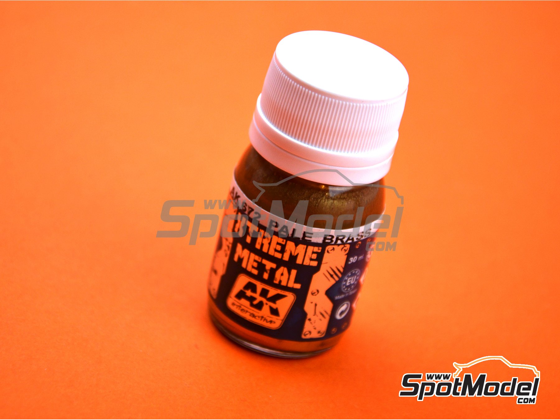 Image 1: Pale brass - 1 x 30ml | Xtreme metal paint manufactured by AK Interactive (ref.&nbsp;AK-672)