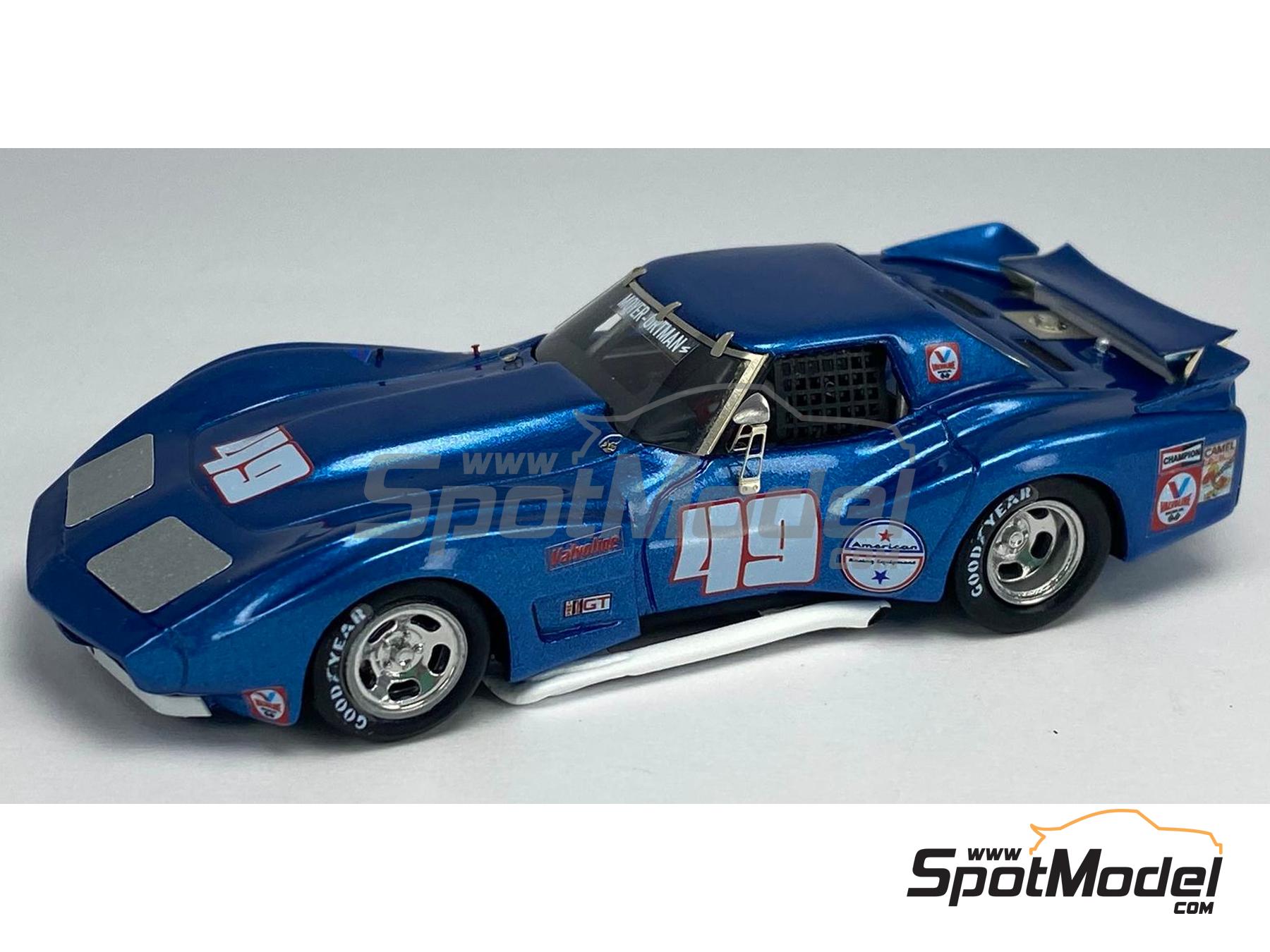 Image 1: Chevrolet Corvette C3 Ortman Cars Team - 6 Hours Mid Ohio 1976 | Car scale model kit in 1/43 scale manufactured by Arena Modelli (ref.&nbsp;ARE1444)
