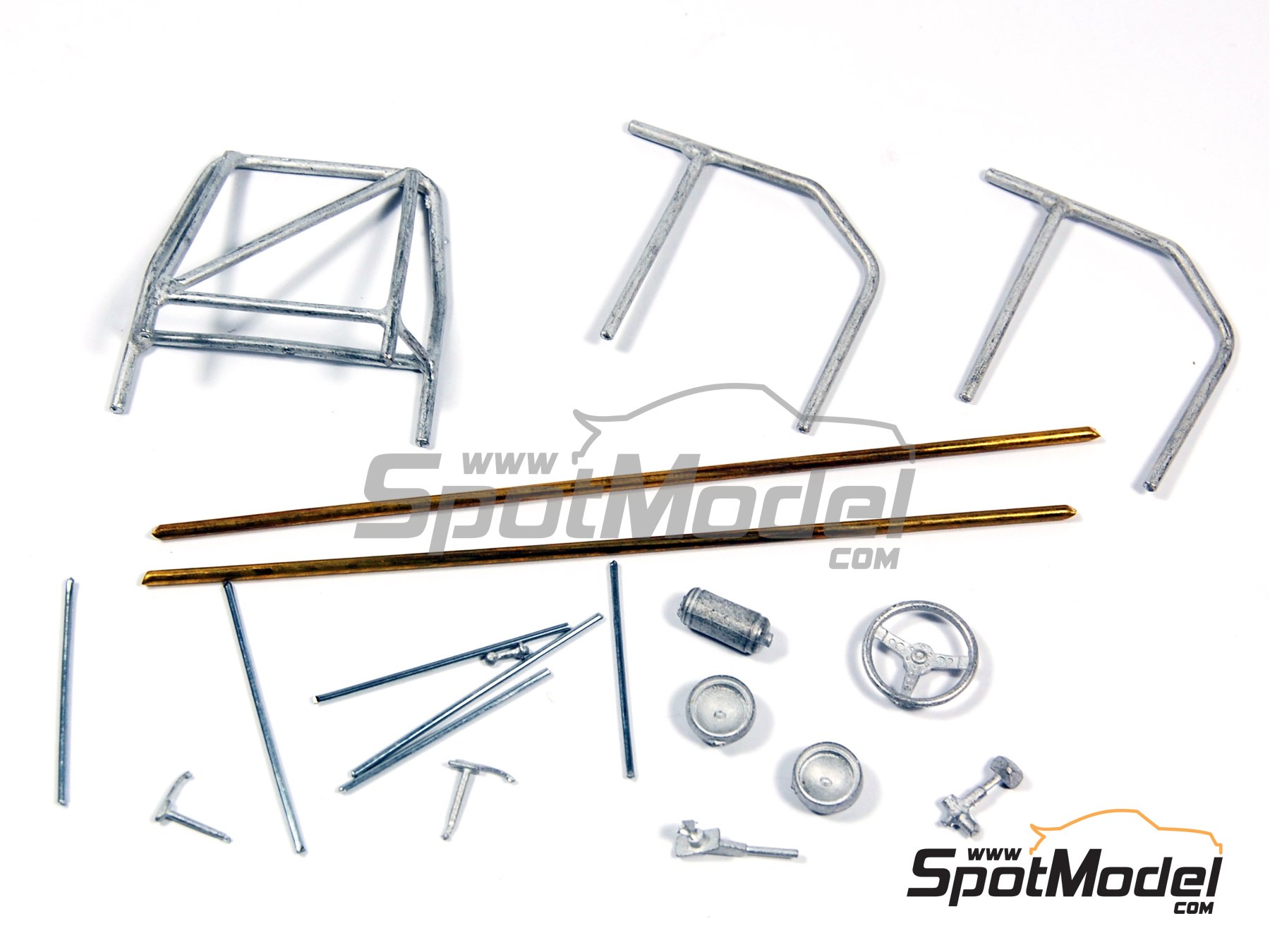 Arena 1/43 Scale Built Kit ARE742 - Fiat 131 Panorama