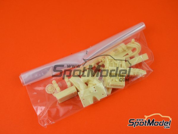 Image 13: Porsche 911SC Martini Racing - Safari Rally 1978 | Model car kit in 1/24 scale manufactured by Arena (ref.&nbsp;ARE861-24)