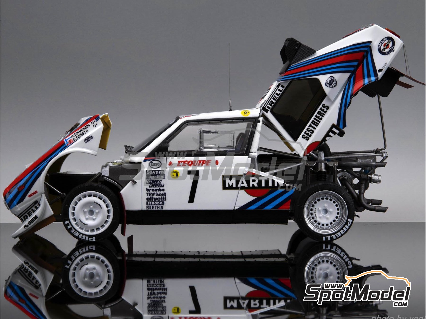 beemax lancia delta s4 detail up