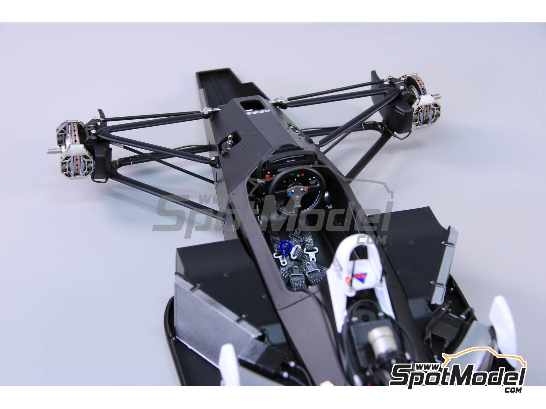 Image 16: McLaren Honda MP4/4 McLaren Racing Limited Team sponsored by Marlboro - Monaco Formula 1 Grand Prix 1988 | Car scale model kit in 1/12 scale manufactured by Beemax Model Kits (ref.&nbsp;BX12002, also 4545782089592)