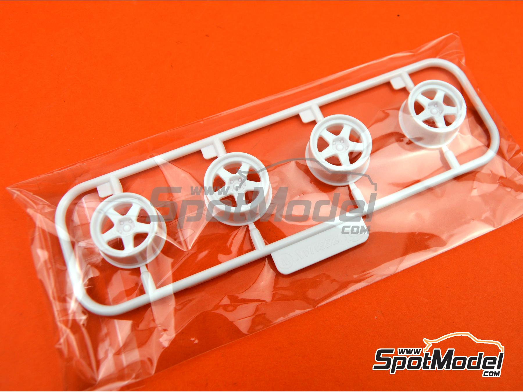 Image 10: Audi Sport Quattro S1 E2 Group B Audi Team Team sponsored by HB International - Monte Carlo Rally - Rallye Automobile de Monte-Carlo, Sanremo Rally 1985 and 1986 | Car scale model kit in 1/24 scale manufactured by Beemax Model Kits (ref.&nbsp;BX24035, also 4545782078398)