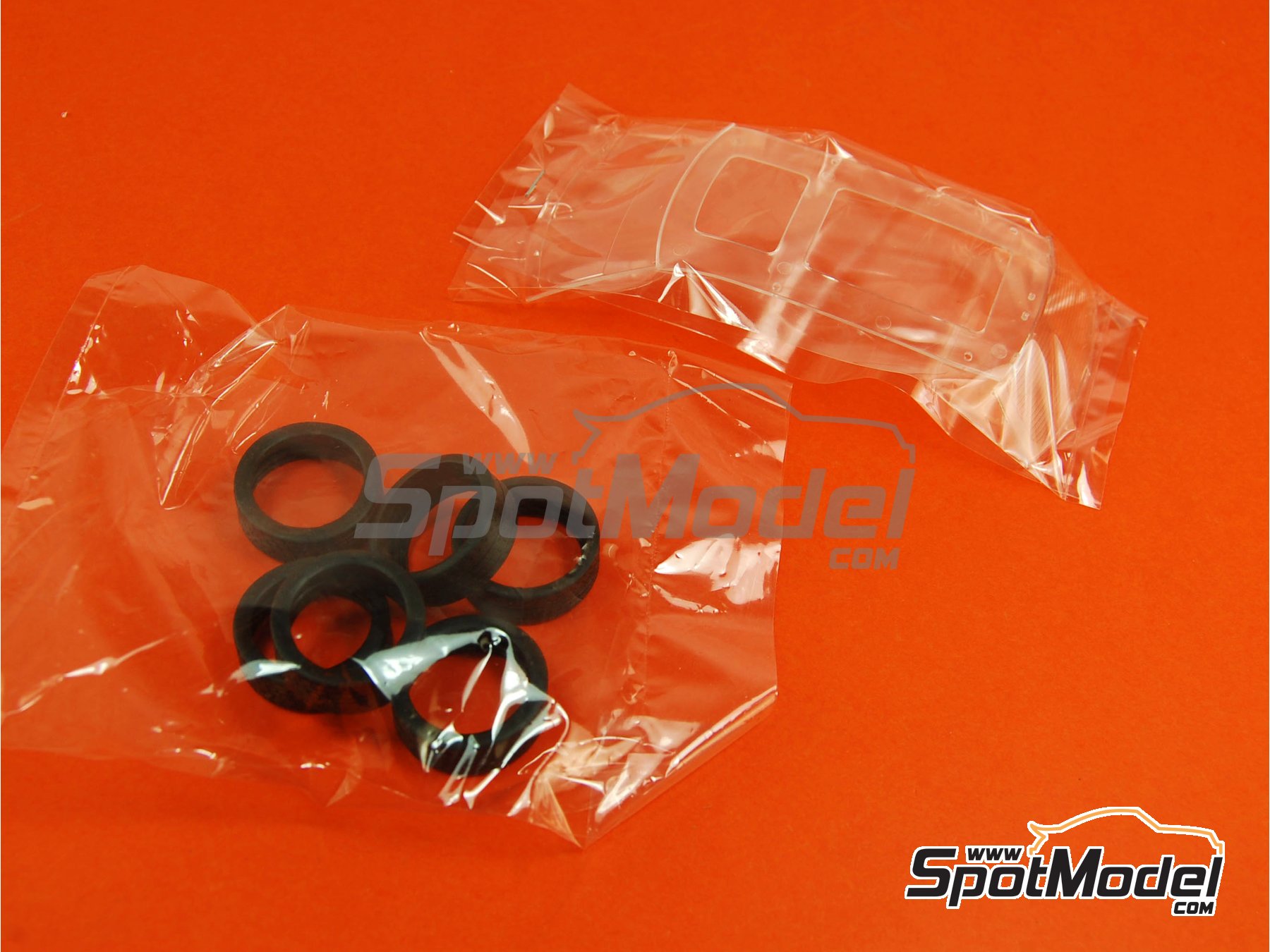 Image 7: Skoda Fabia S2000 Evo Skoda Motorsport Team - Barum Czech Rally 2012 | Car scale model kit in 1/24 scale manufactured by Belkits (ref. BEL-004, also 9782951640894 and BEL004)