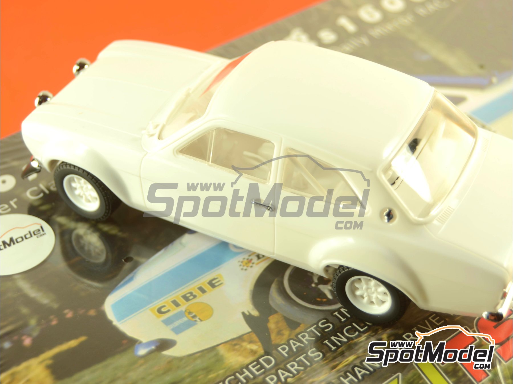 Image 25: Ford Escort RS1600 Mk I sponsored by Esso Uniflo - Great Britain RAC Rally 1972 | Car scale model kit in 1/24 scale manufactured by Belkits (ref.&nbsp;BEL007, also 9789597241645 and BEL-007)