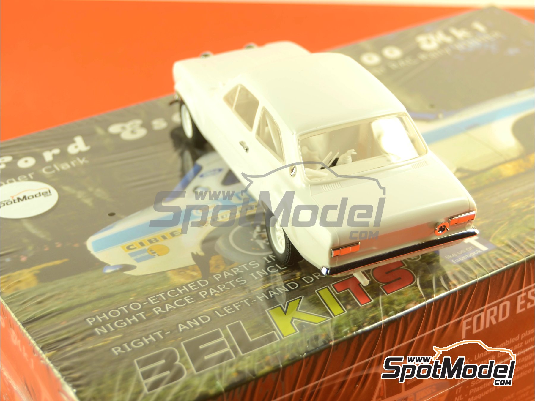 Image 31: Ford Escort RS1600 Mk I sponsored by Esso Uniflo - Great Britain RAC Rally 1972 | Car scale model kit in 1/24 scale manufactured by Belkits (ref.&nbsp;BEL007, also 9789597241645 and BEL-007)