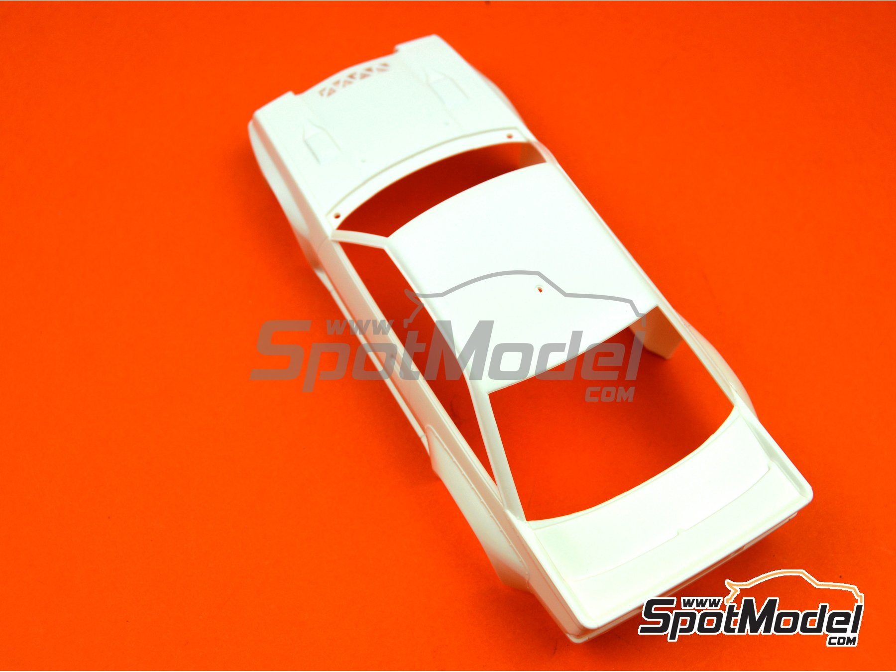 Image 14: Opel Manta 400 Group B Opel Euro Team - Tour de France Automobile 1984 | Model car kit in 1/24 scale manufactured by Belkits (ref.&nbsp;BEL008, also BEL-008)