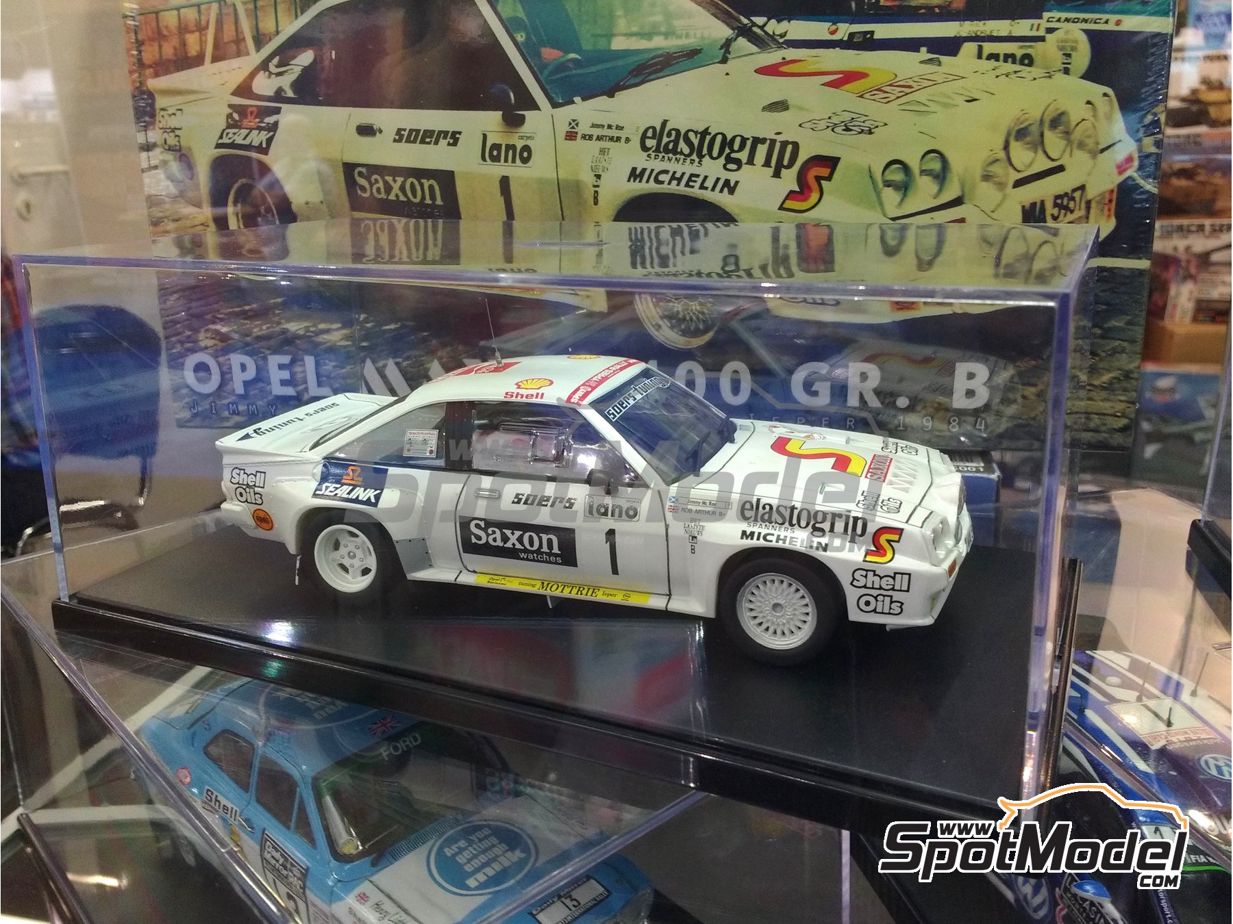 Belkits BEL009: Car Scale Model Kit 1/24 Scale - Opel Manta 400 Group B ...