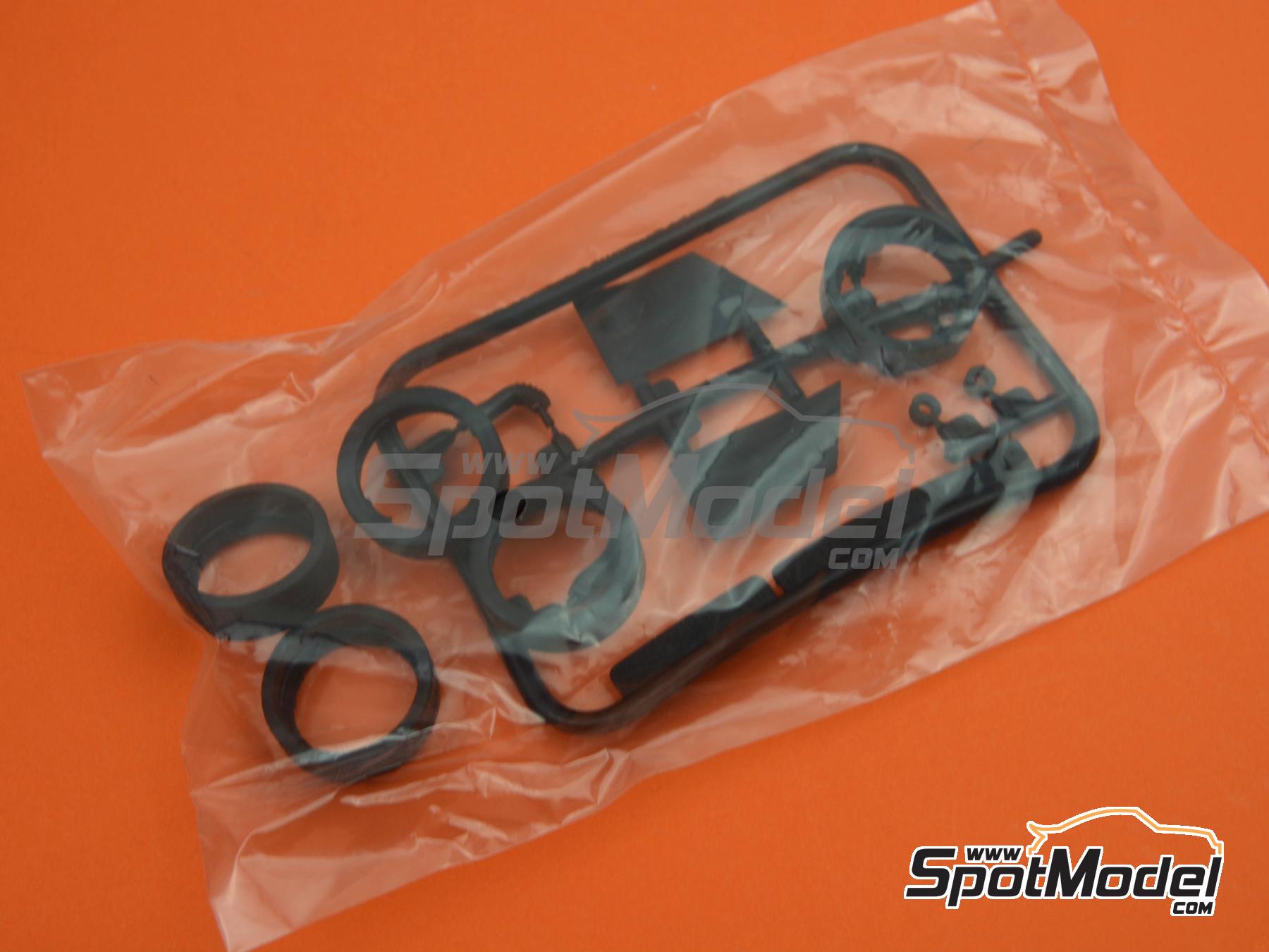 Image 18: Hyundai i20 Coupe WRC Hyundai Shell Mobis WRT Team sponsored by Shell - Corsica Linea Tour de Corse - Rallye de France 2019 | Car scale model kit in 1/24 scale manufactured by Belkits (ref.&nbsp;BEL014, also 9791038013339 and BEL-014)