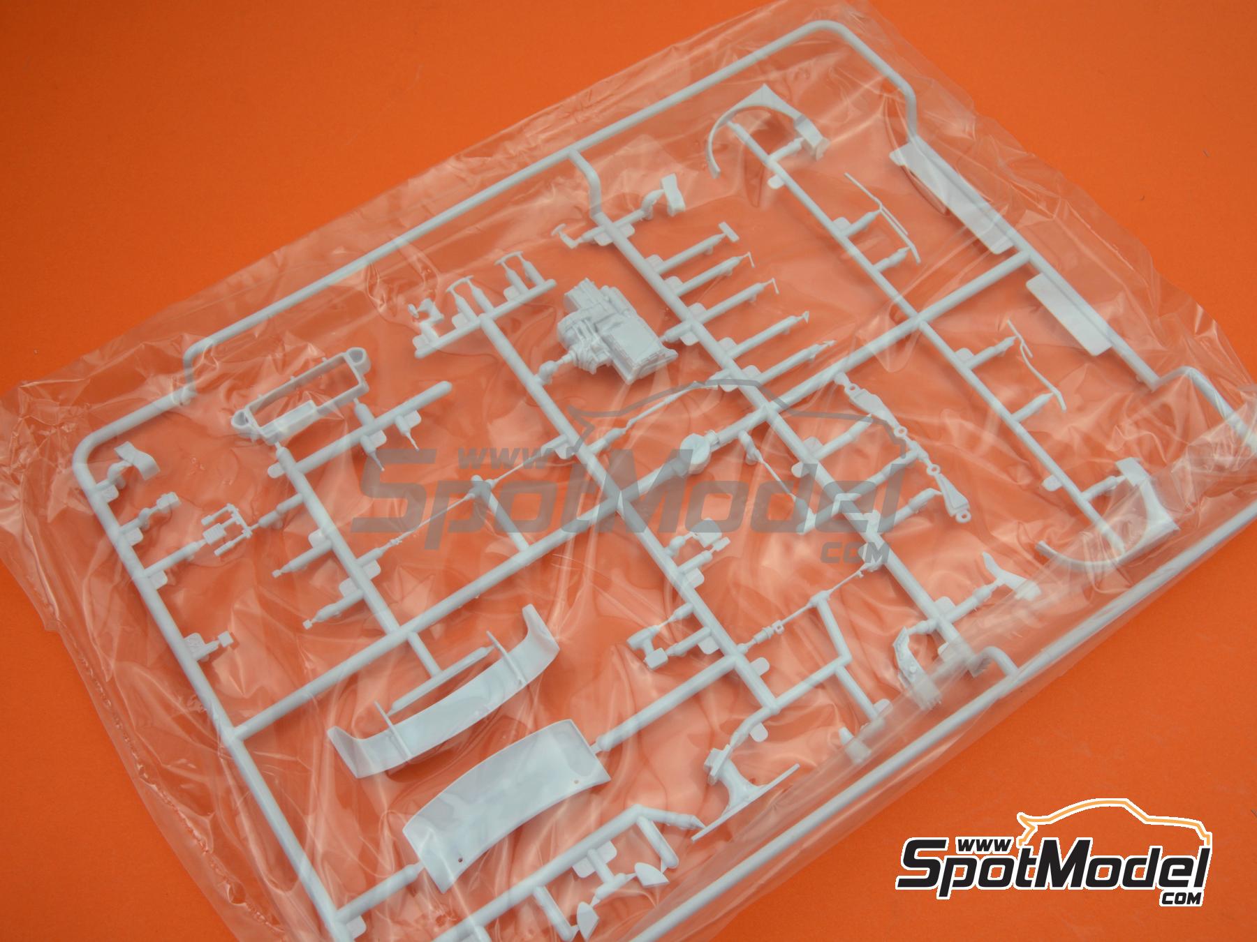 Image 22: Hyundai i20 Coupe WRC Hyundai Shell Mobis WRT Team sponsored by Shell - Corsica Linea Tour de Corse - Rallye de France 2019 | Car scale model kit in 1/24 scale manufactured by Belkits (ref.&nbsp;BEL014, also 9791038013339 and BEL-014)