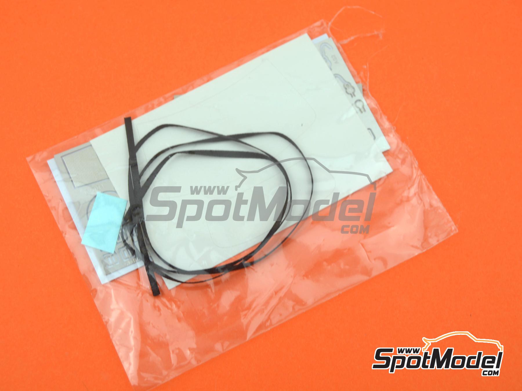 Image 6: Citro&euml;n C3 WRC Citro&euml;n Total Abu Dhabi WRT Team sponsored by Abu Dhabi - Neste Rally Finland 2017 | Car scale model kit in 1/24 scale manufactured by Belkits (ref.&nbsp;BEL018, also 9789597285465 and BEL-018)