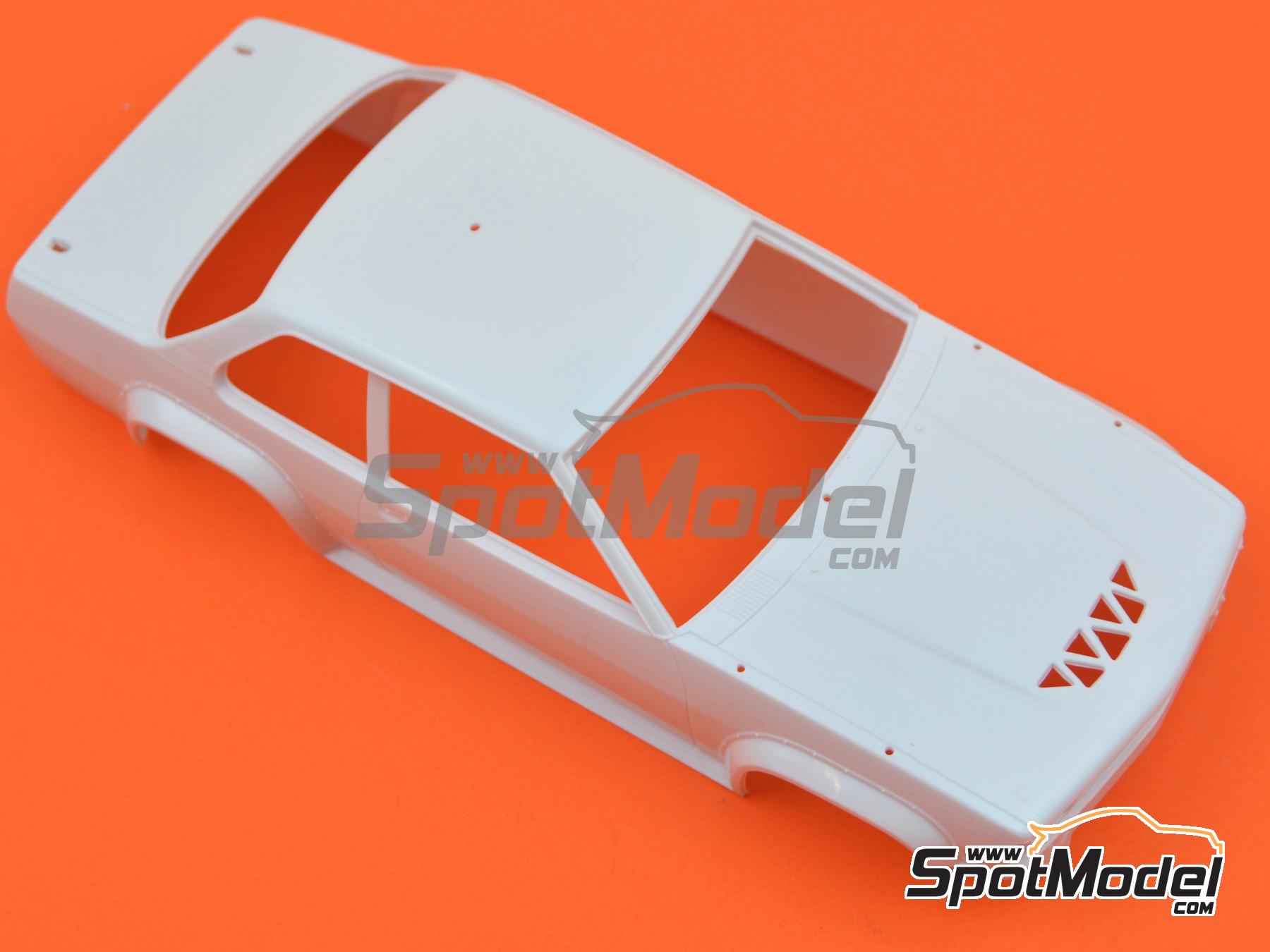 Image 18: Opel Ascona 400 Rothmans Opel Rally Team sponsored by Mobil - Monte Carlo Rally - Rallye Automobile de Monte-Carlo 1982 | Car scale model kit in 1/24 scale manufactured by Belkits (ref.&nbsp;BEL020, also 4545782089295 and BEL-020)