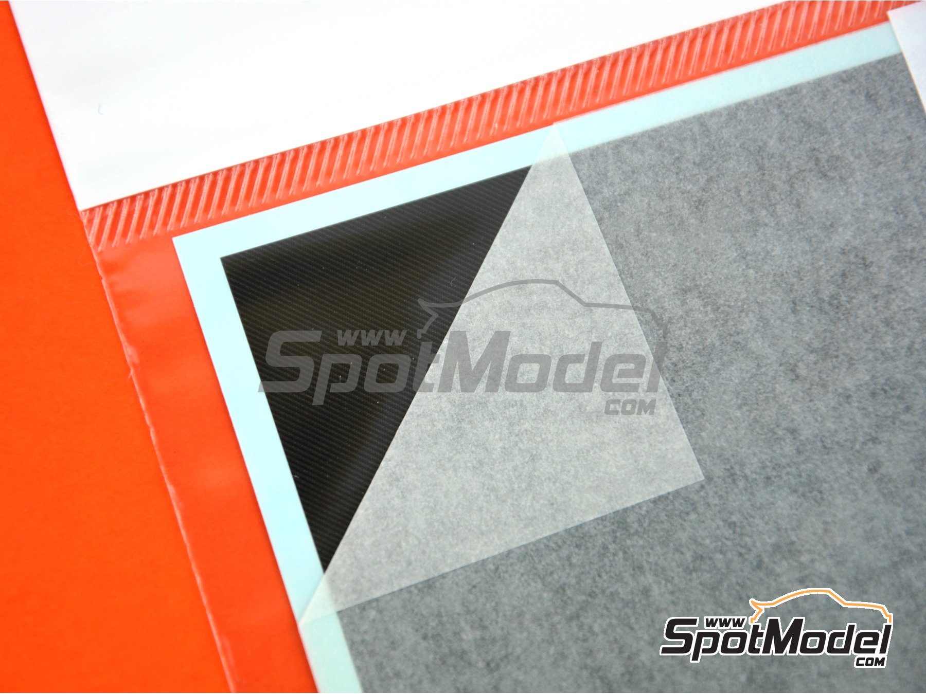 Image 1: Carbon Twill Weave | Carbon fiber decal in 1/24 scale manufactured by Belkits (ref.&nbsp;BELKITS-DEC011, also 9789597265993 and BELDEC011)