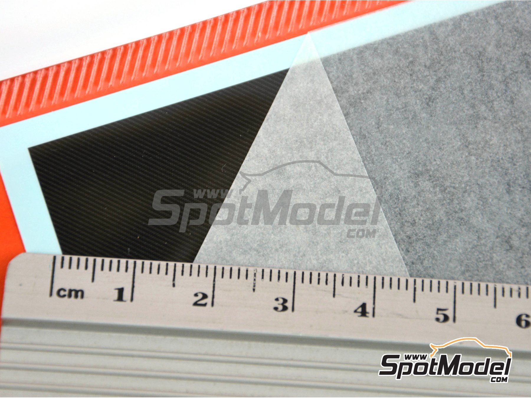 Image 4: Carbon Twill Weave | Carbon fiber decal in 1/24 scale manufactured by Belkits (ref.&nbsp;BELKITS-DEC011, also 9789597265993 and BELDEC011)