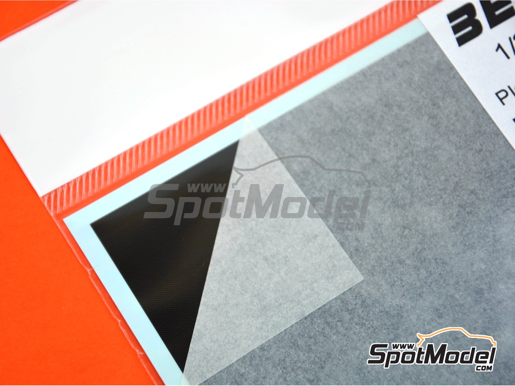 Image 1: Carbon Plain Weave | Carbon fiber decal in 1/24 scale manufactured by Belkits (ref.&nbsp;BELKITS-DEC012, also 9789597266006 and BELDEC012)