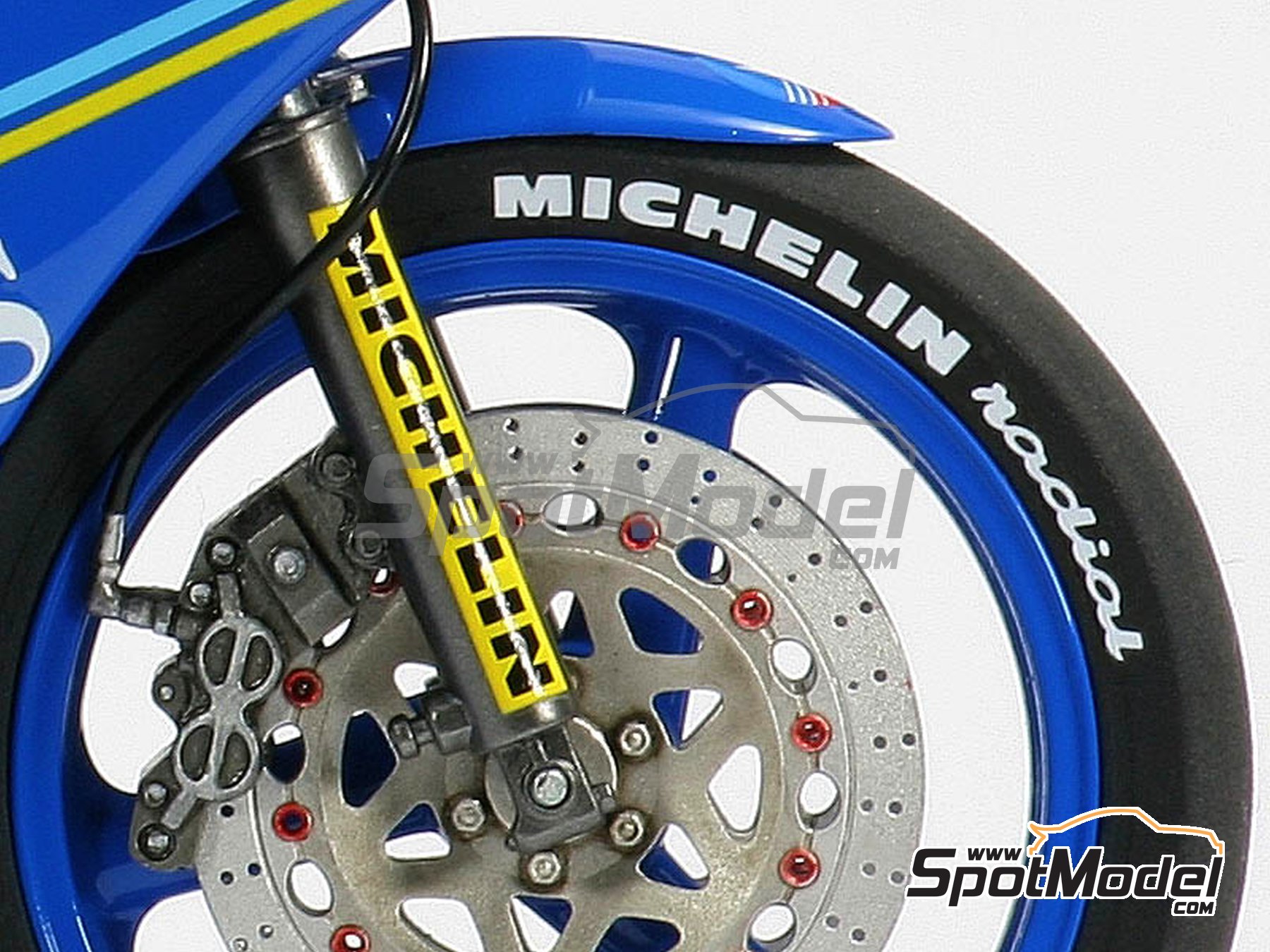 Image 4: Michelin radial -  80s | Logotipos en escala&nbsp;1/12 fabricado por Blue Stuff (ref.&nbsp;12-002)