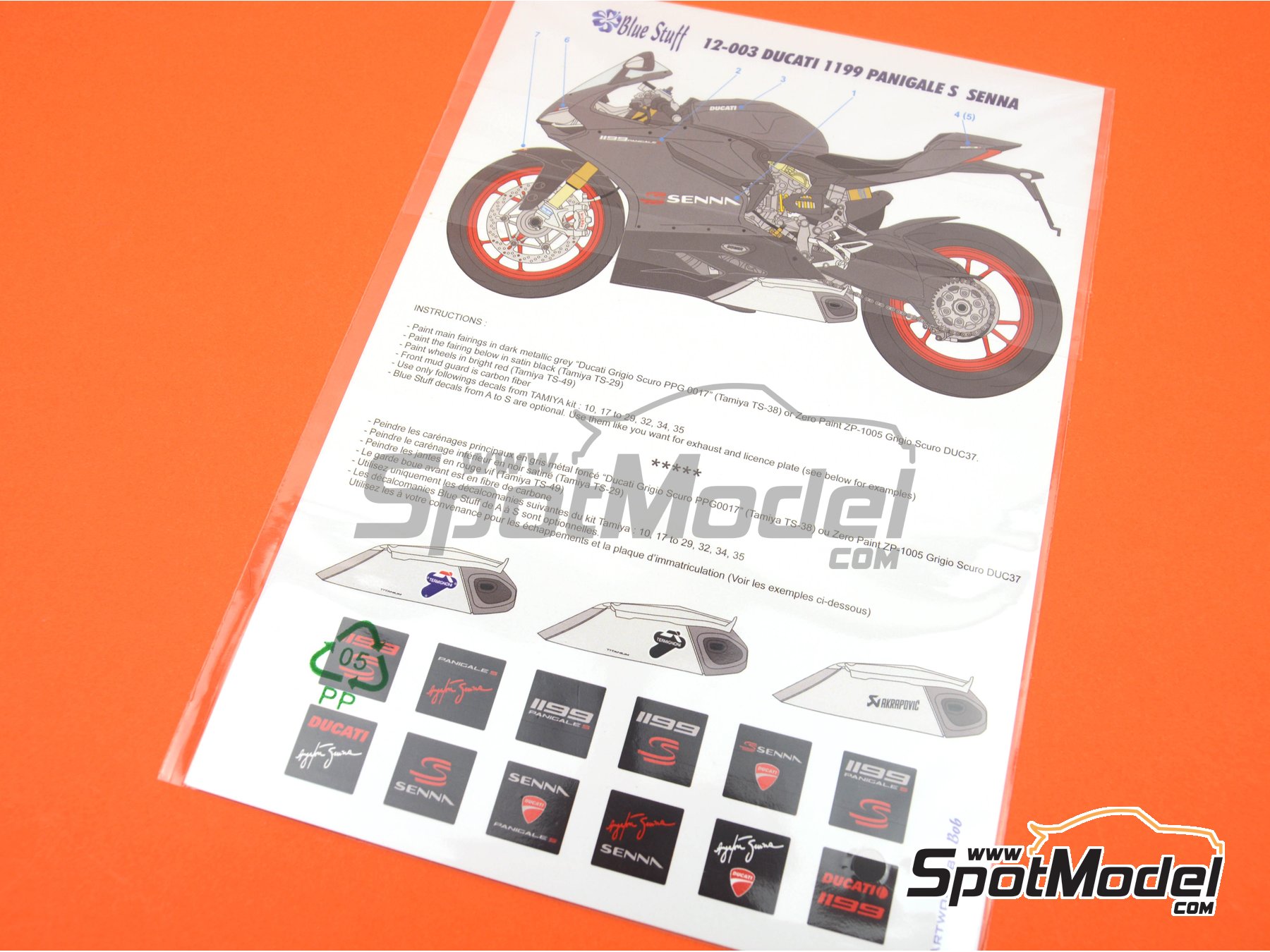 Image 12: Ducati Panigale S Senna | Decoraci&oacute;n en escala&nbsp;1/12 fabricado por Blue Stuff (ref.&nbsp;12-003)