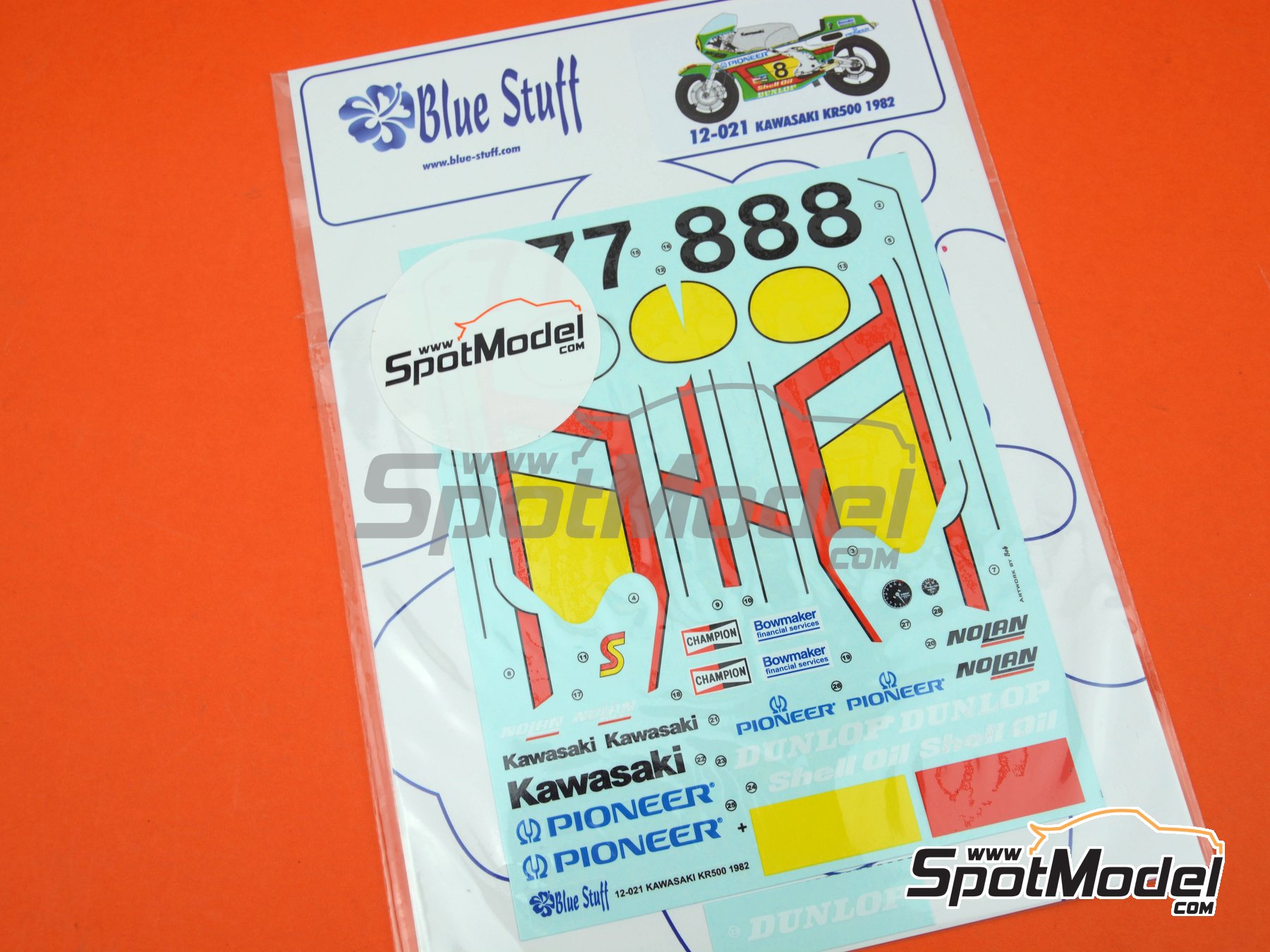 Image 10: Kawasaki KR500 sponsored by Pioneer - Motorcycle World Championship 1982 | Marking / livery in 1/12 scale manufactured by Blue Stuff (ref.&nbsp;12-021)