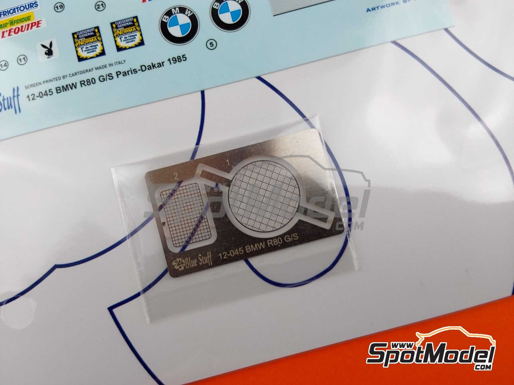 Image 9: BMW R80G/S sponsored by Marlboro, Playboy - Paris Dakar Rally 1985 | Marking / livery in 1/12 scale manufactured by Blue Stuff (ref.&nbsp;12-045)