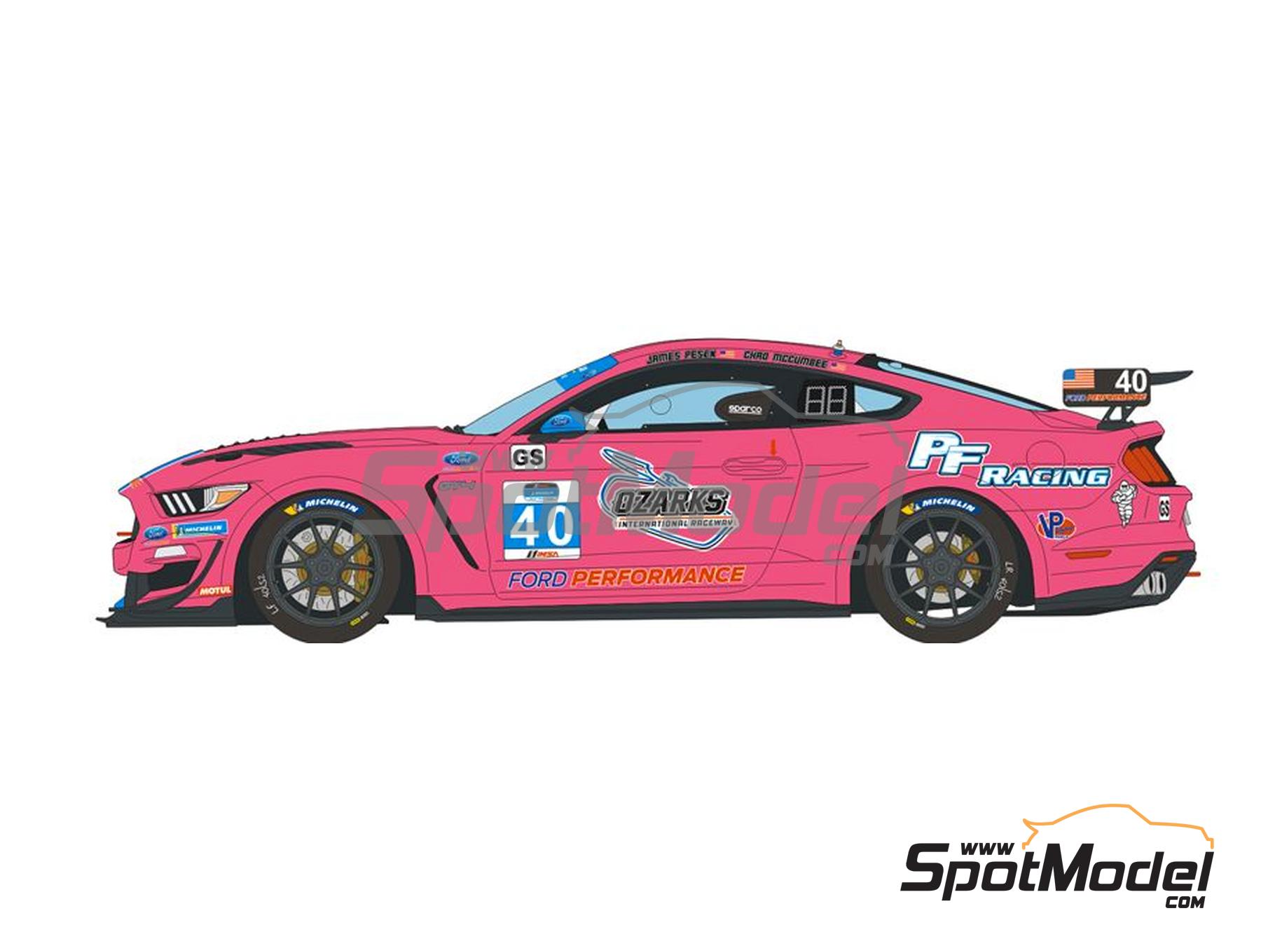 Image 3: Ford Mustang GT4 Equipo PF Racing patrocinado por Ozarks - IMSA Michelin Pilot Challenge 2022 | Decoraci&oacute;n en escala&nbsp;1/24 fabricado por Blue Stuff (ref.&nbsp;24-020)