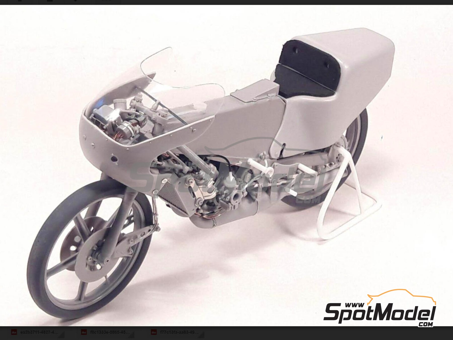 Image 8: Garelli 125cc sponsored by MDS - Motorcycle World Championship 1985 | Motorbike scale model kit in 1/12 scale manufactured by Brach Model (ref.&nbsp;BM-VR03, also 4589936678218)