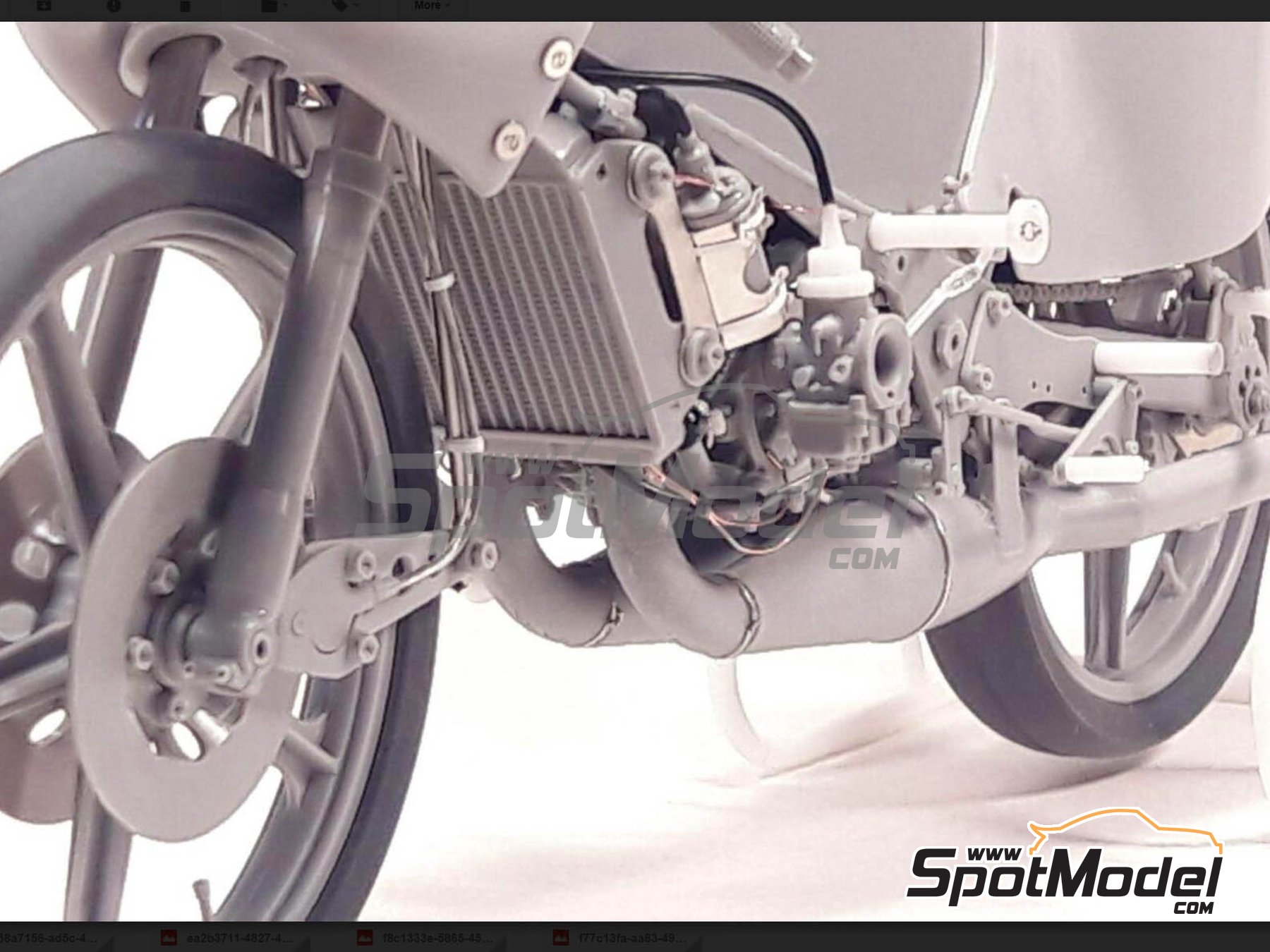 Image 10: Garelli 125cc sponsored by MDS - Motorcycle World Championship 1985 | Motorbike scale model kit in 1/12 scale manufactured by Brach Model (ref.&nbsp;BM-VR03, also 4589936678218)