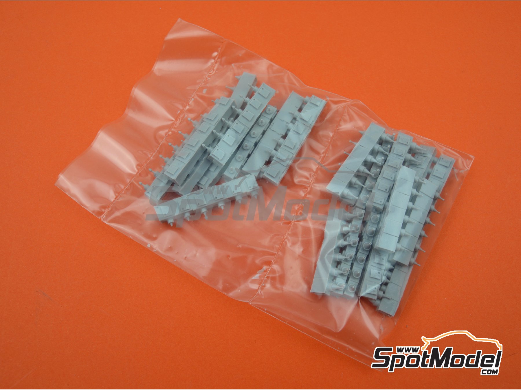 Image 9: Garelli 125cc - Campeonato del Mundo de Motociclismo 1984 | Maqueta de moto en escala 1/12 fabricado por Brach Model (ref. BM-VR04, tambien 4589936679994)