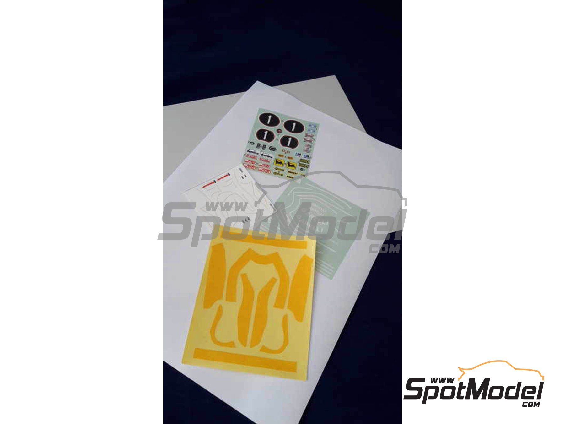 Image 8: Garelli 125cc - Campeonato del Mundo de Motociclismo 1982 | Maqueta de moto en escala 1/12 fabricado por Brach Model (ref. BM-VR10)