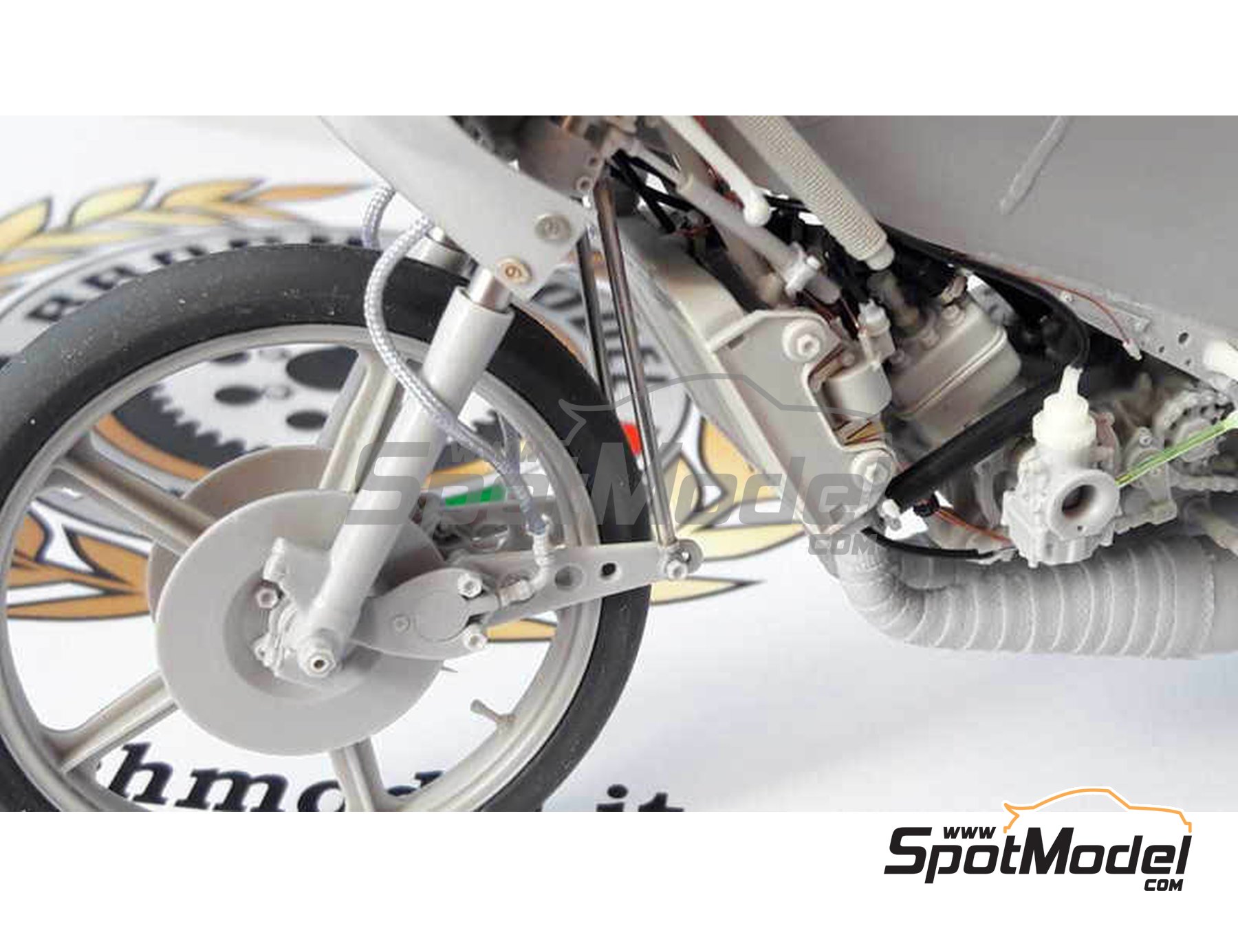 Image 9: Garelli 125cc - Campeonato del Mundo de Motociclismo 1982 | Maqueta de moto en escala 1/12 fabricado por Brach Model (ref. BM-VR10)