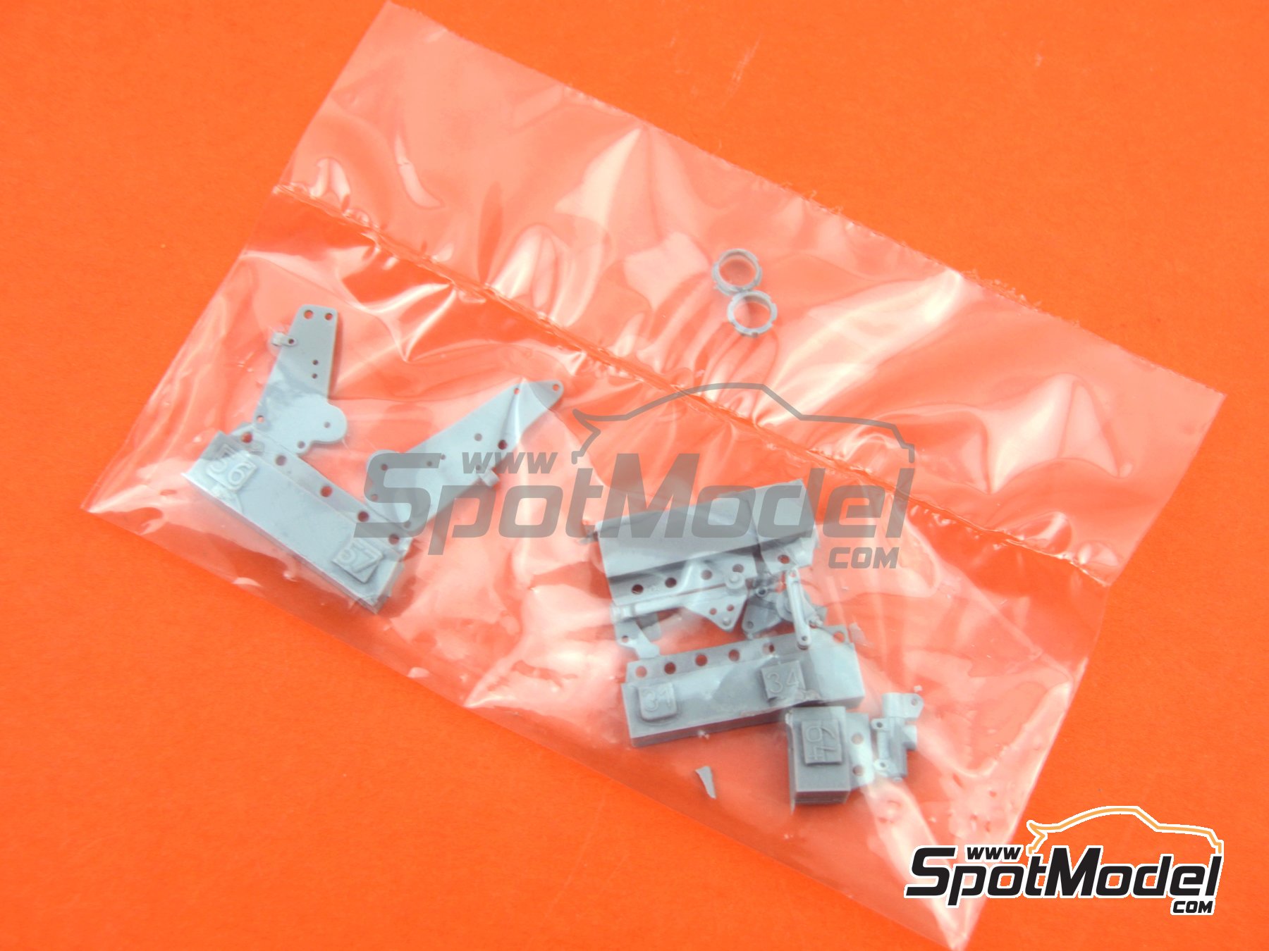 Image 20: Garelli 125cc - Campeonato del Mundo de Motociclismo 1982 | Maqueta de moto en escala 1/12 fabricado por Brach Model (ref. BM-VR10)