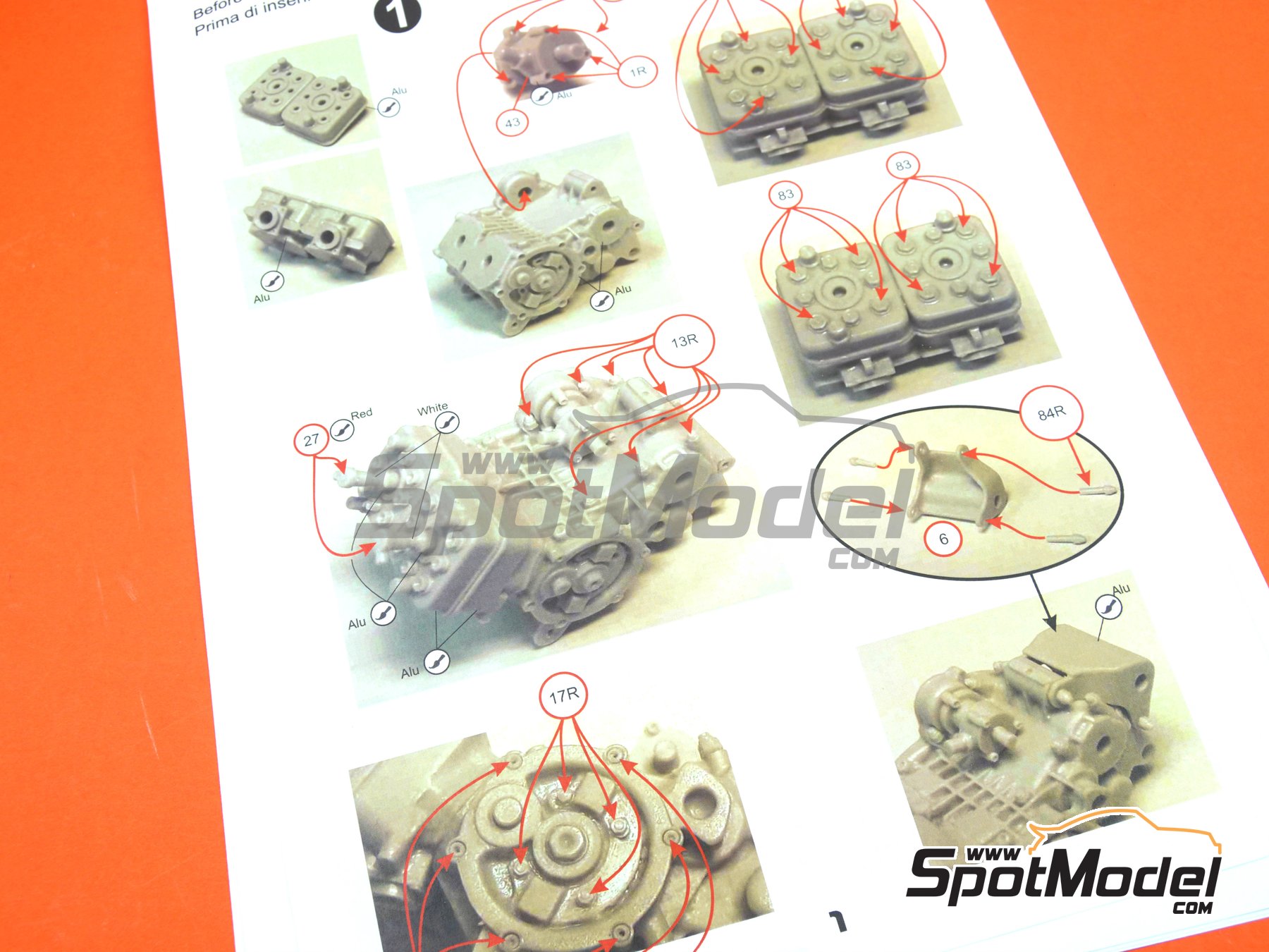 Image 31: Garelli 125cc - Campeonato del Mundo de Motociclismo 1982 | Maqueta de moto en escala 1/12 fabricado por Brach Model (ref. BM-VR10)