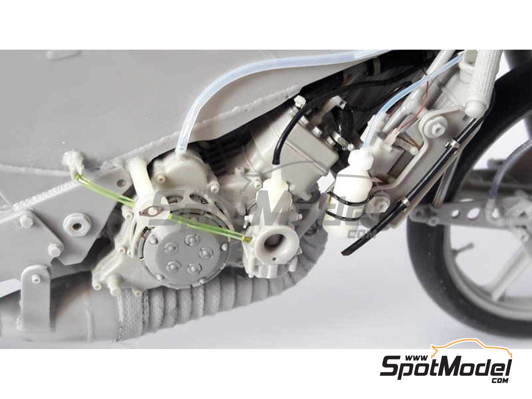 Image 5: Garelli 125cc - Campeonato del Mundo de Motociclismo 1982 | Maqueta de moto en escala&nbsp;1/12 fabricado por Brach Model (ref.&nbsp;BM-VR11)