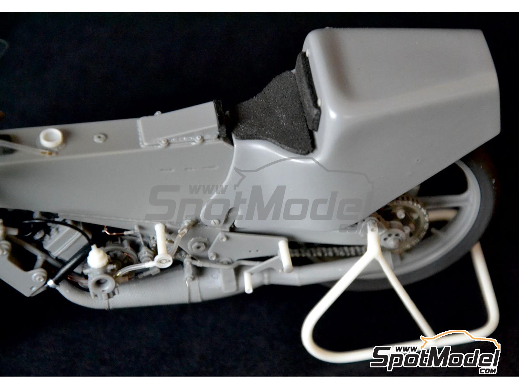 Image 18: Garelli 125cc patrocinado por Kodak - Campeonato del Mundo de Motociclismo 1987 | Maqueta de moto en escala 1/12 fabricado por Brach Model (ref. BM-VR14)