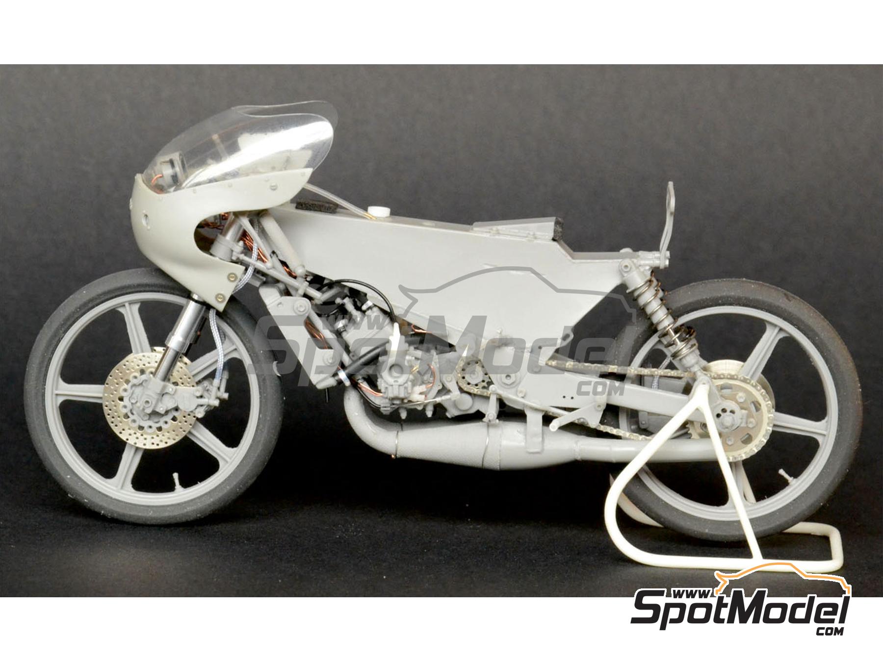 Image 20: Garelli 125cc patrocinado por Kodak - Campeonato del Mundo de Motociclismo 1987 | Maqueta de moto en escala 1/12 fabricado por Brach Model (ref. BM-VR14)