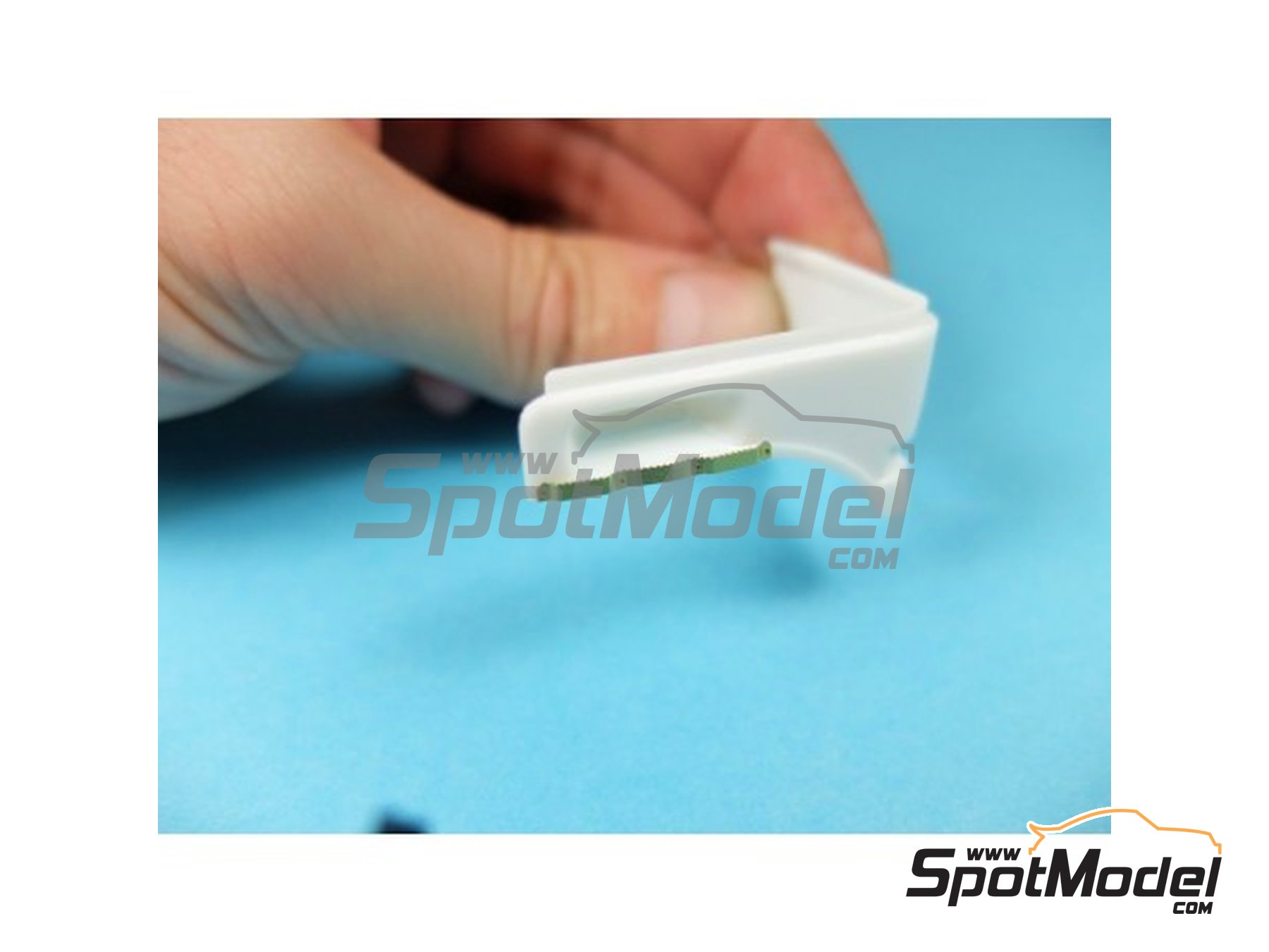 Image 13: Kenworth K123/125 | Set de mejora y detallado en escala 1/24 fabricado por Czech Truck Model (ref. CTM037)