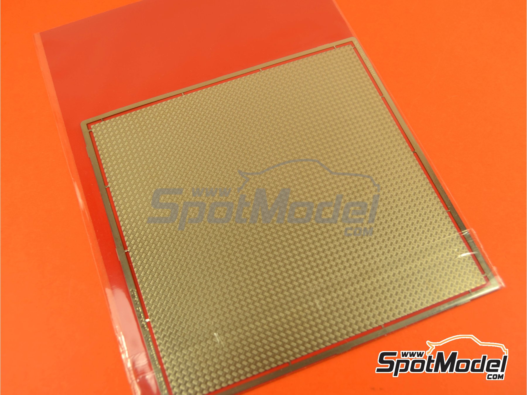 Image 1: Chapa anti deslizante | Chapa texturizada en escala&nbsp;1/24 fabricado por Czech Truck Model (ref.&nbsp;CTM24028)